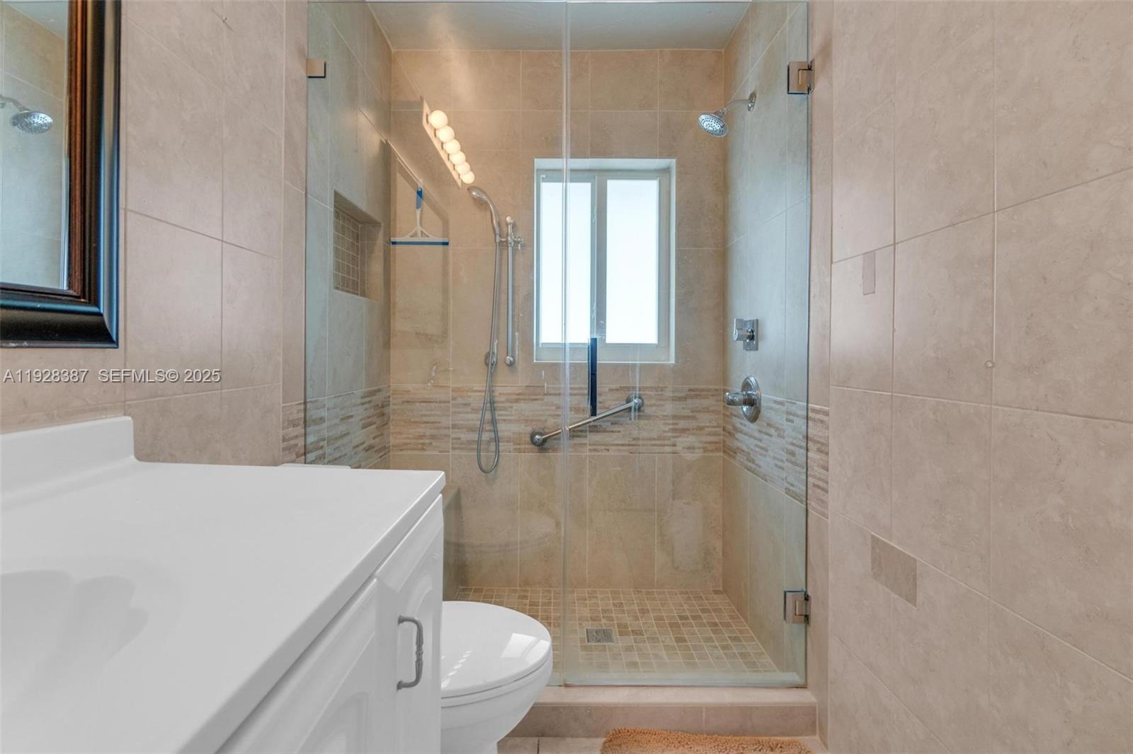 3RD ADDN TO STARLIGHT - Residential