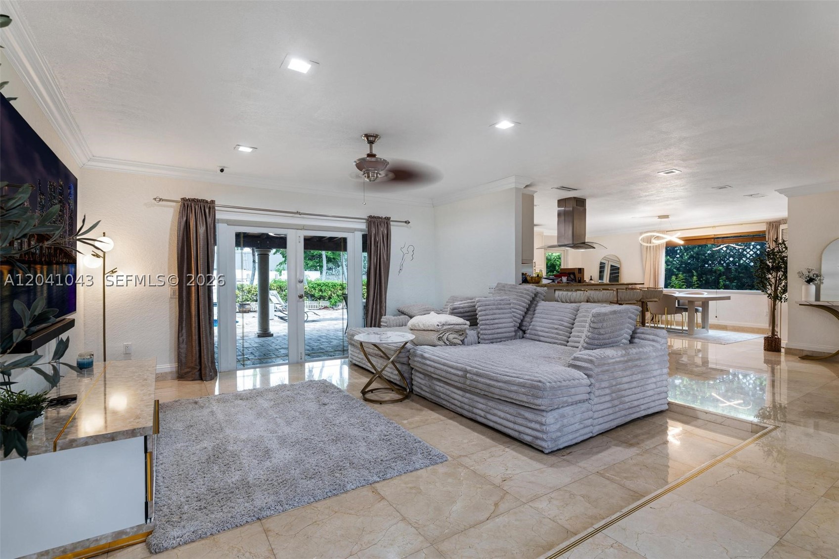 EASTERN SHORES - Residential
