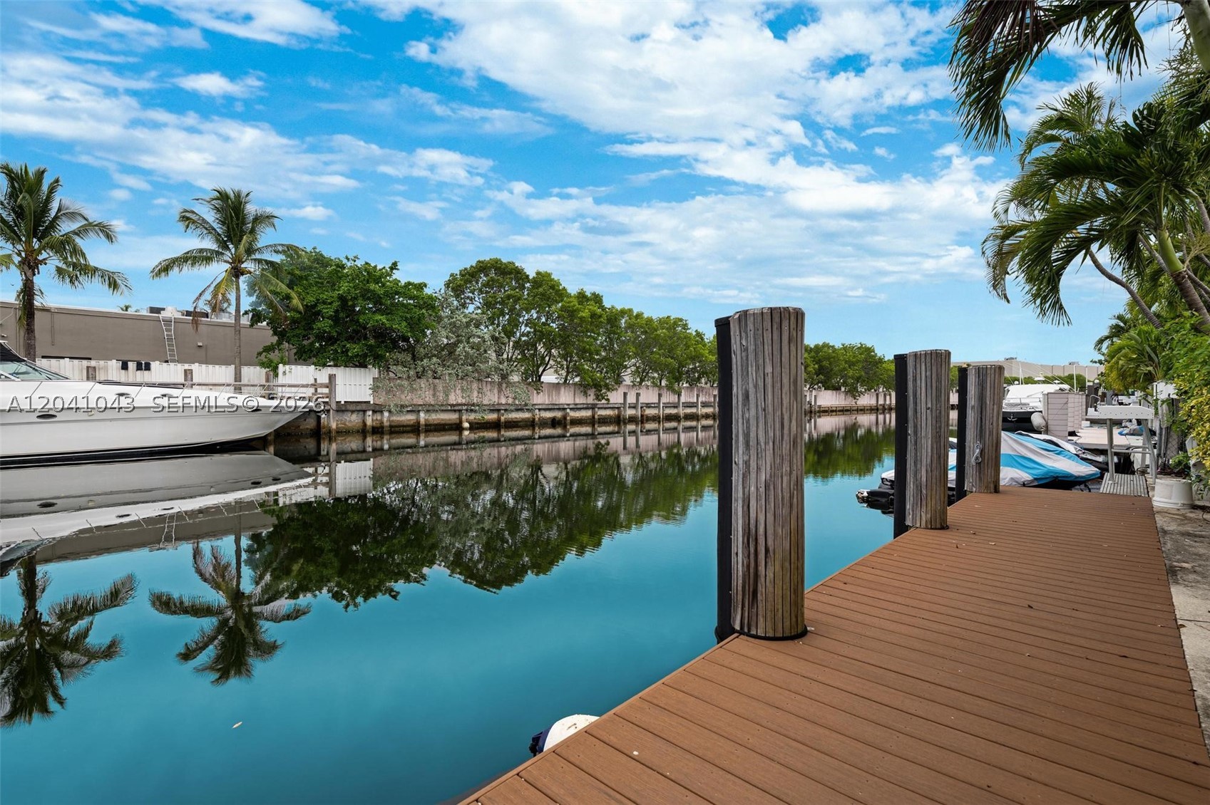 EASTERN SHORES - Residential