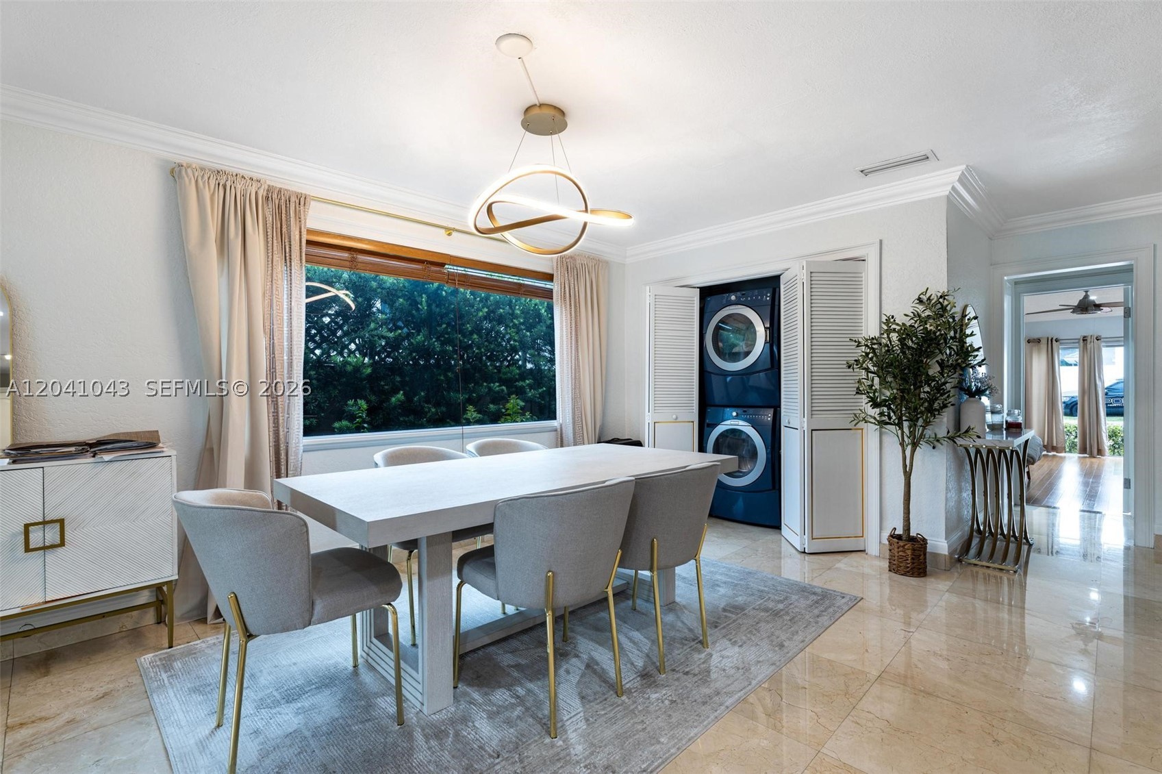 EASTERN SHORES - Residential