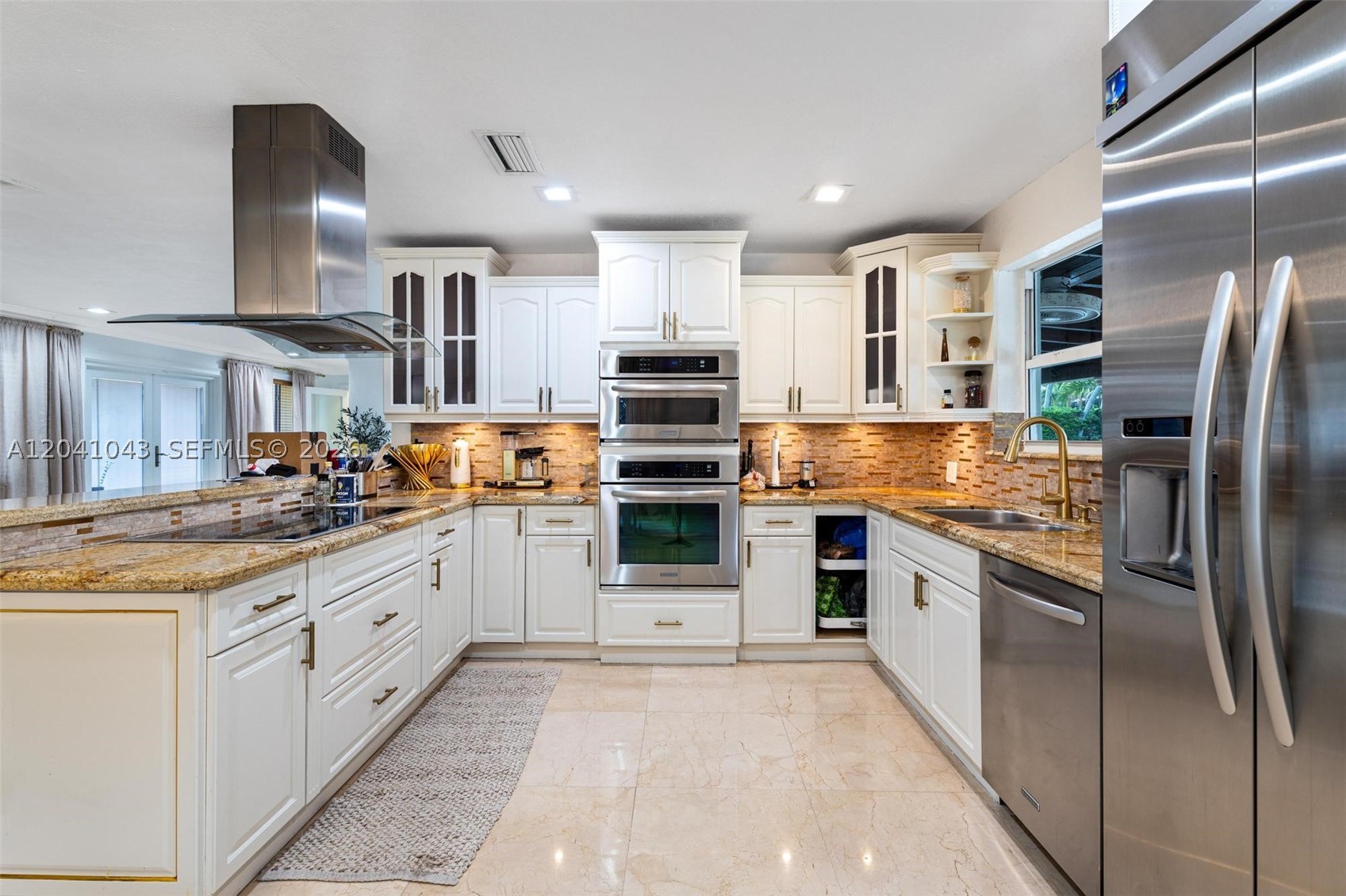 EASTERN SHORES - Residential
