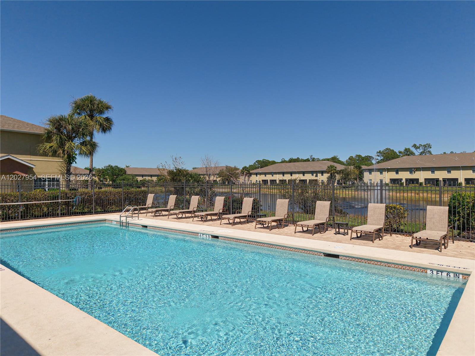 VISTA TOWNHOMES AT HERITA - Residential