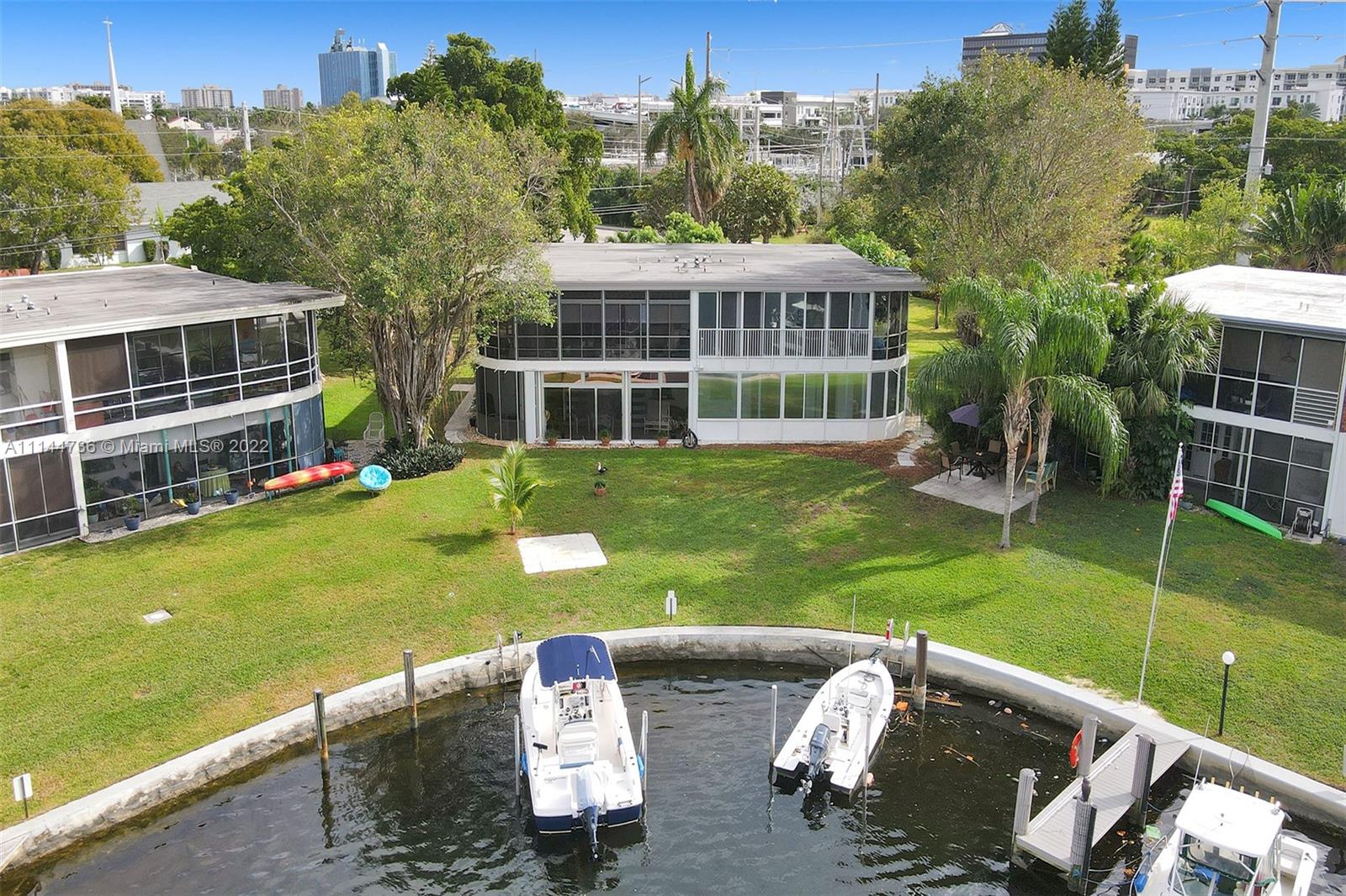 CYPRESS LAKE CO-OP 10 - Residential