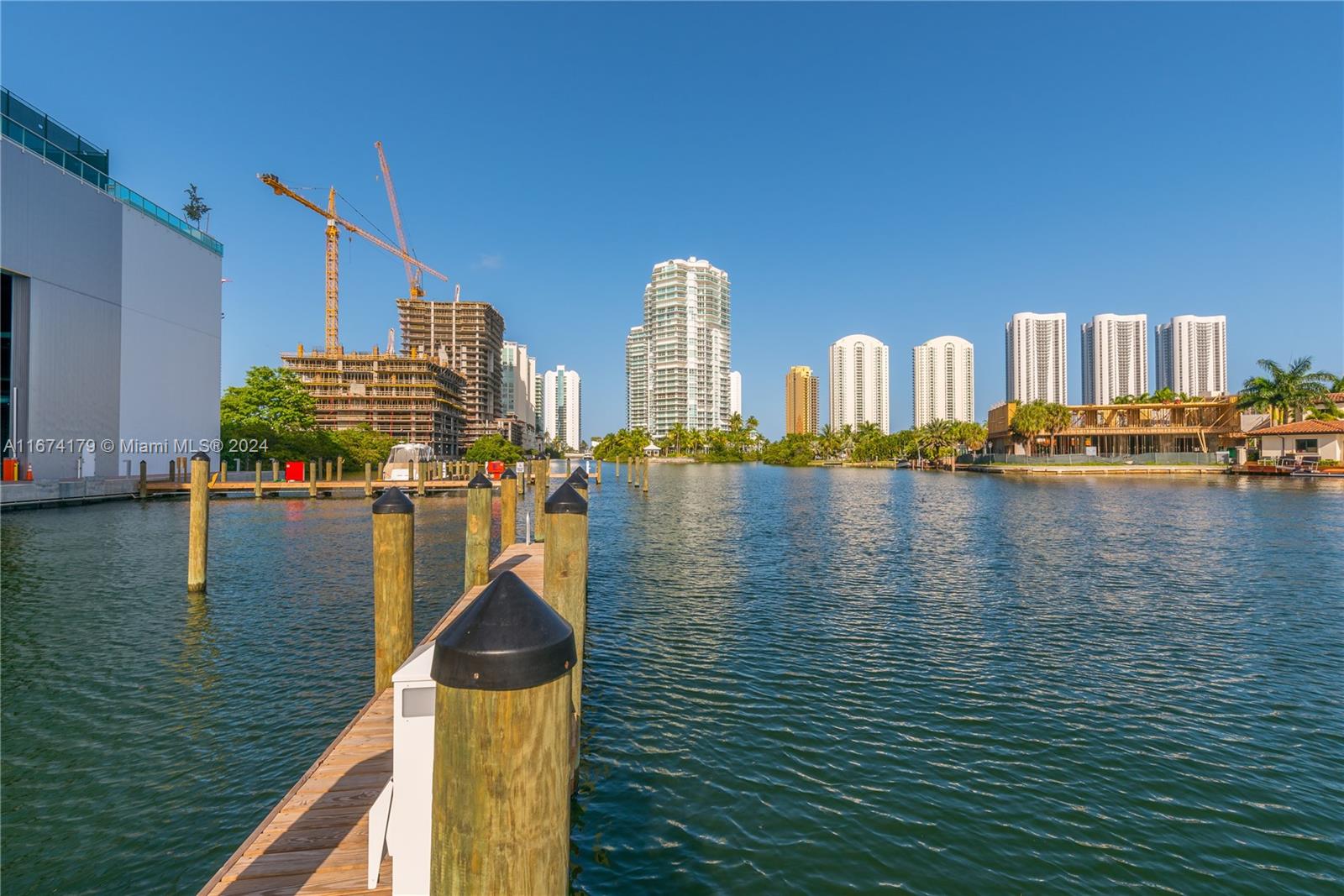 INTRACOASTAL WATERWAY - Land