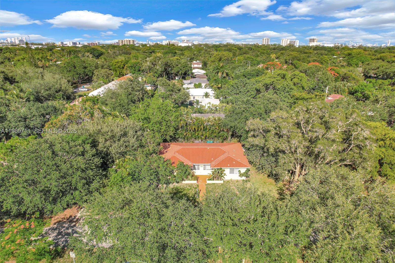 GRIFFINGS BISCAYNE PK EST - Residential