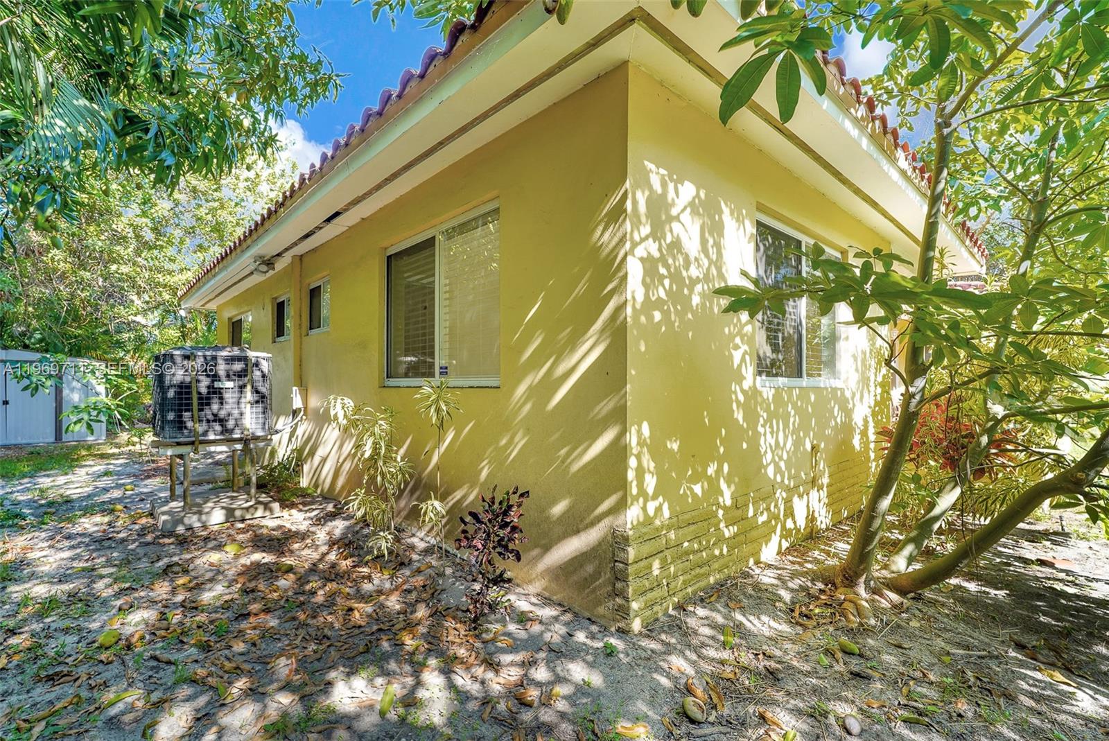 GRIFFINGS BISCAYNE PK EST - Residential