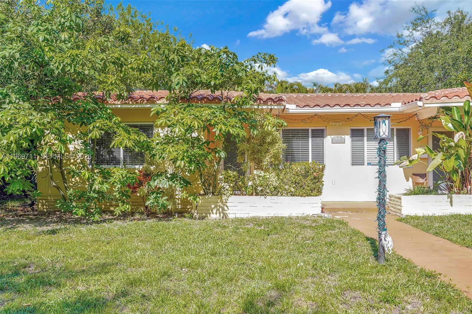 GRIFFINGS BISCAYNE PK EST - Residential