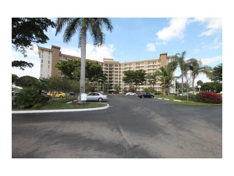 PALM-AIRE COUNTRY CLUB 50 - Residential Lease