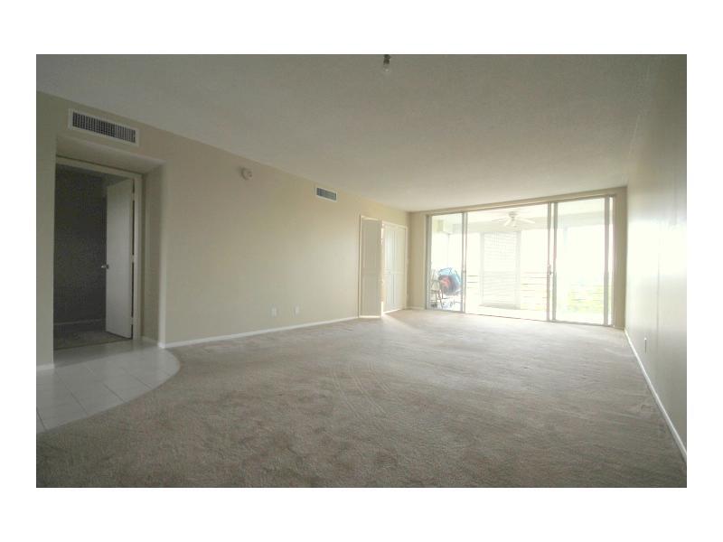 PALM-AIRE COUNTRY CLUB 50 - Residential Lease
