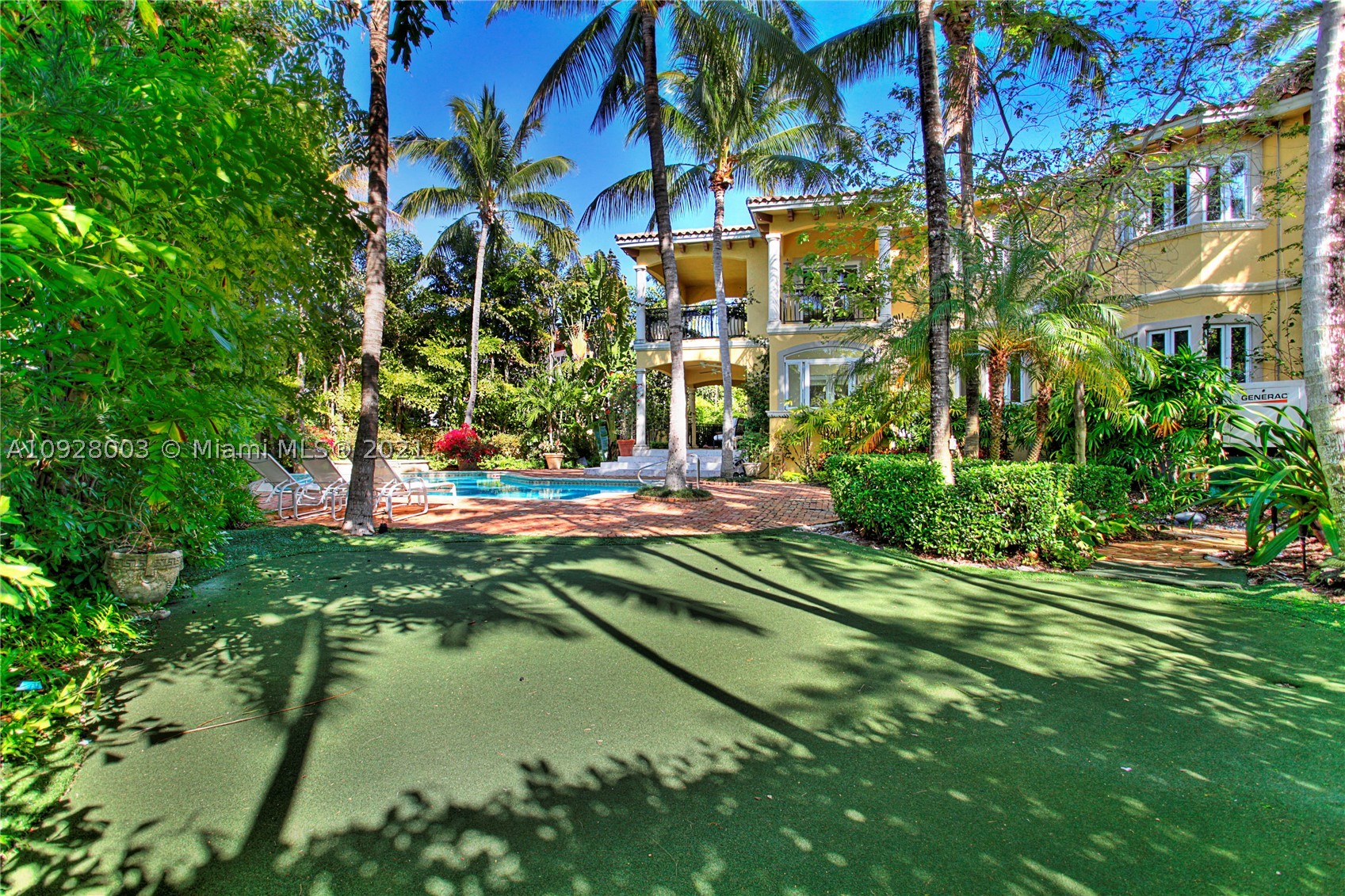 TROPICAL ISLE HOMES SUB 4 - Residential