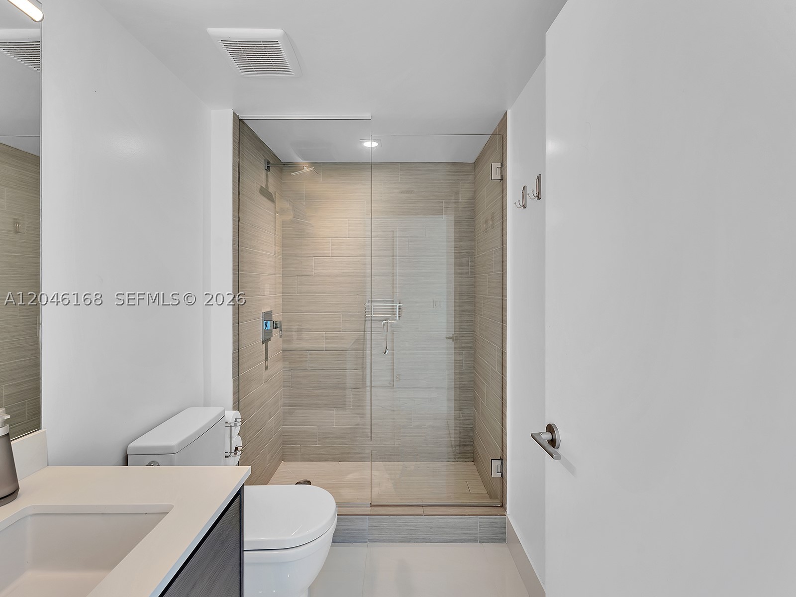 PARQUE TOWERS CONDO - Residential