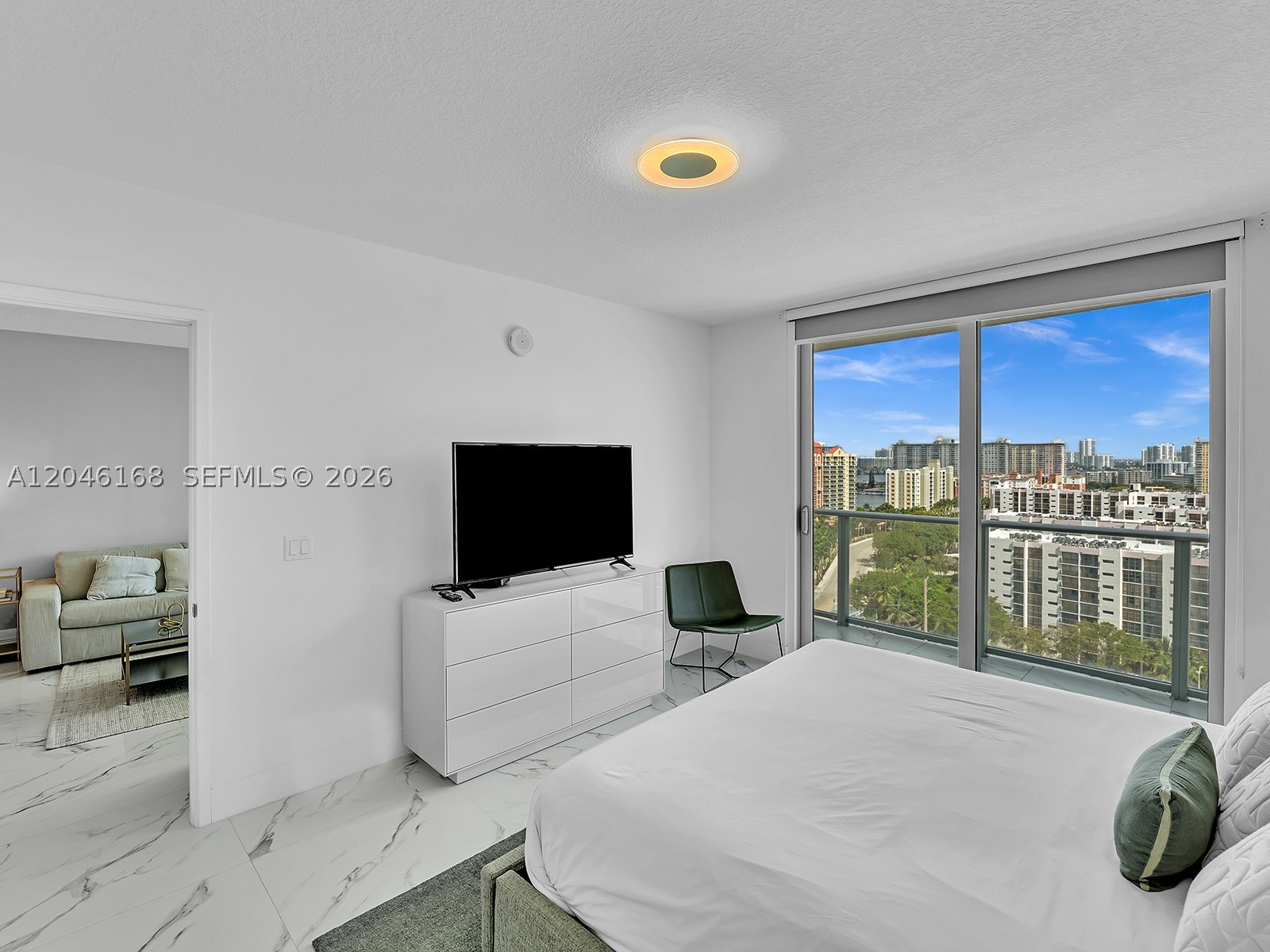 PARQUE TOWERS CONDO - Residential