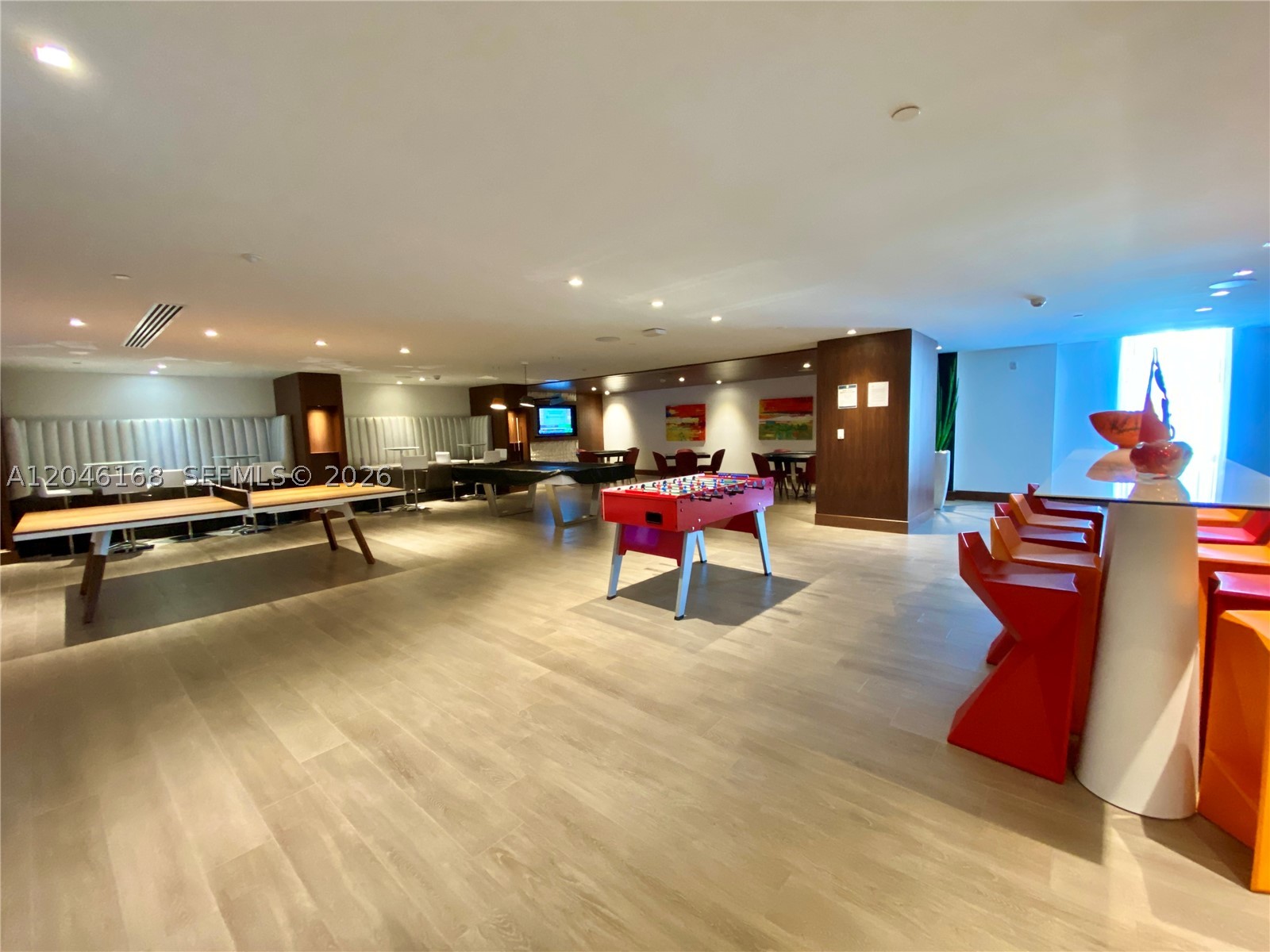 PARQUE TOWERS CONDO - Residential