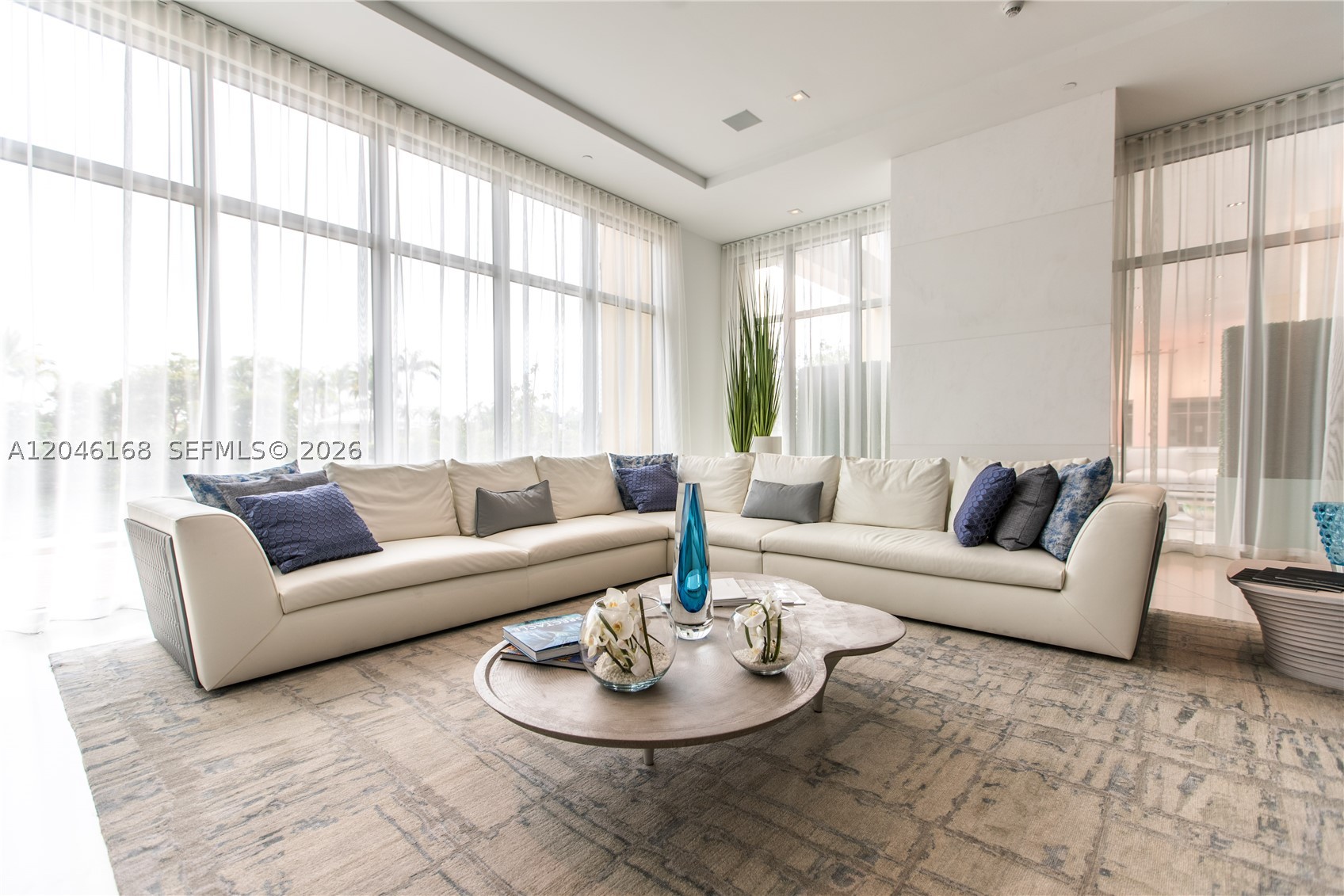 PARQUE TOWERS CONDO - Residential