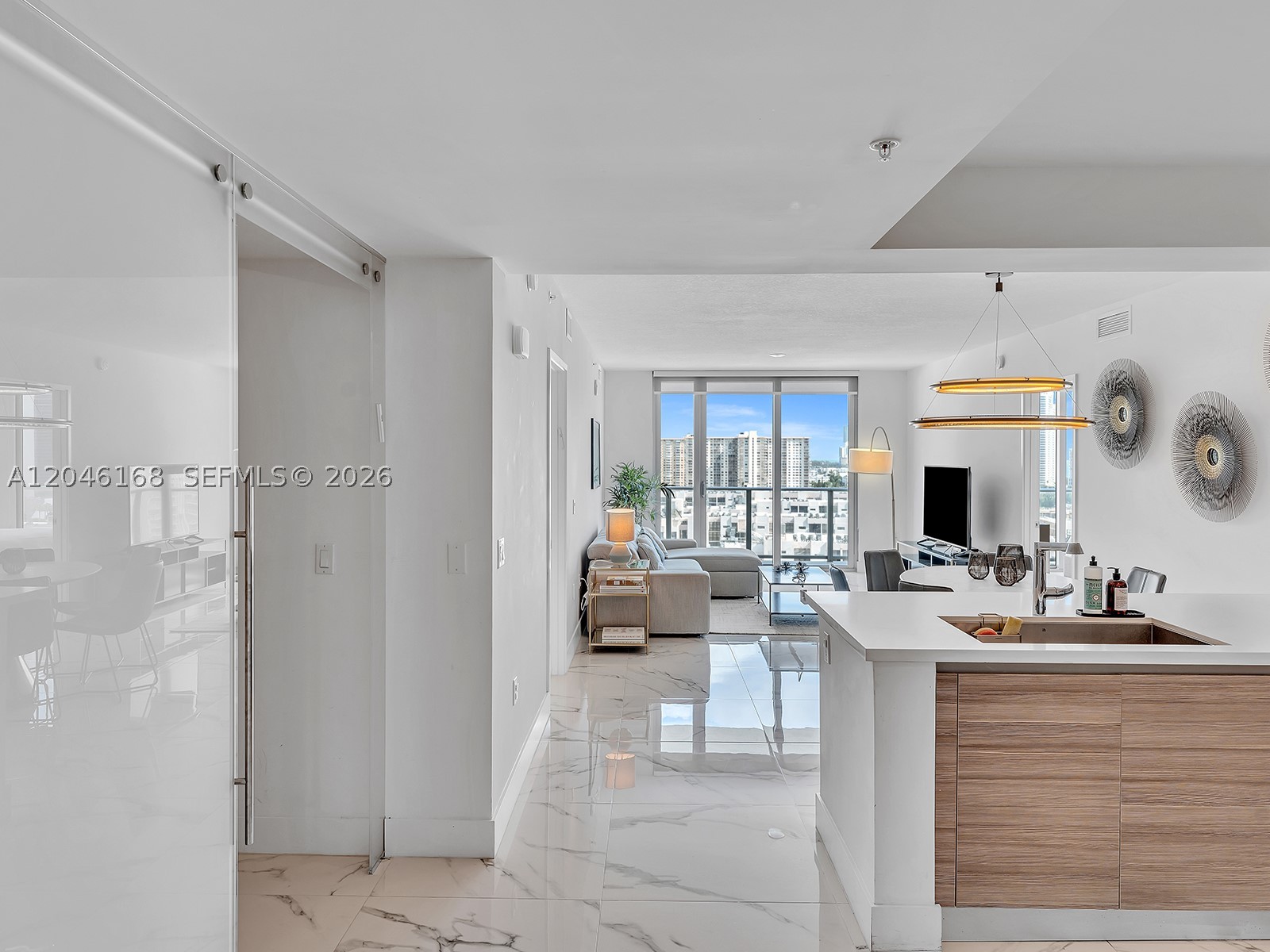 PARQUE TOWERS CONDO - Residential