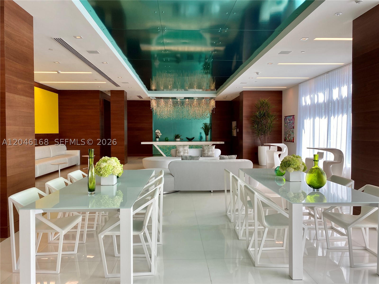 PARQUE TOWERS CONDO - Residential