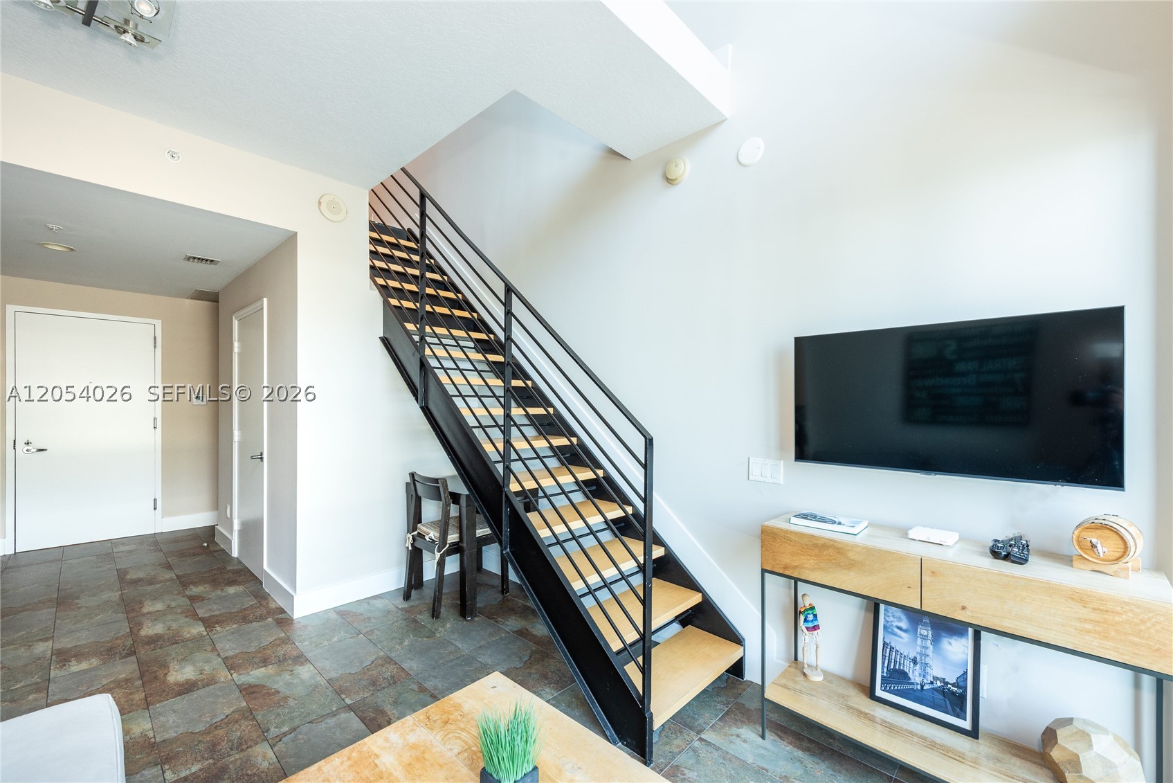 INFINITY AT BRICKELL COND - Residential Lease