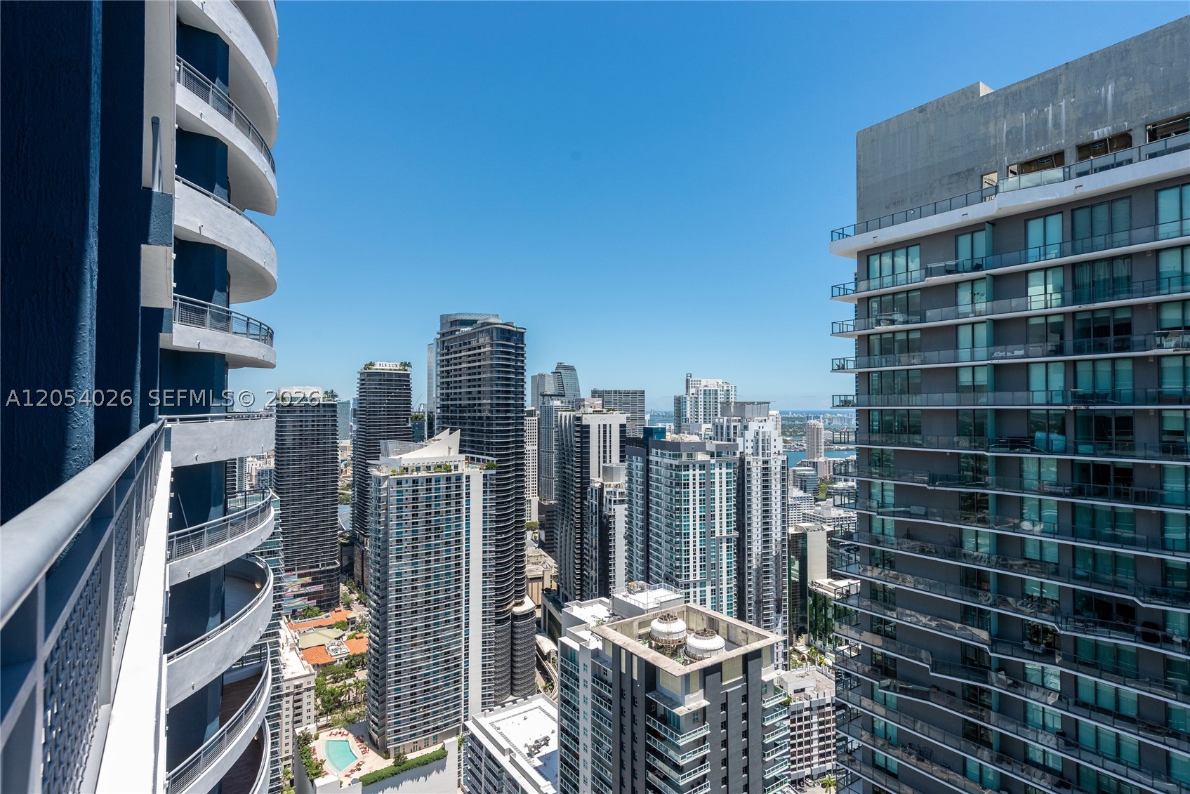 INFINITY AT BRICKELL COND - Residential Lease