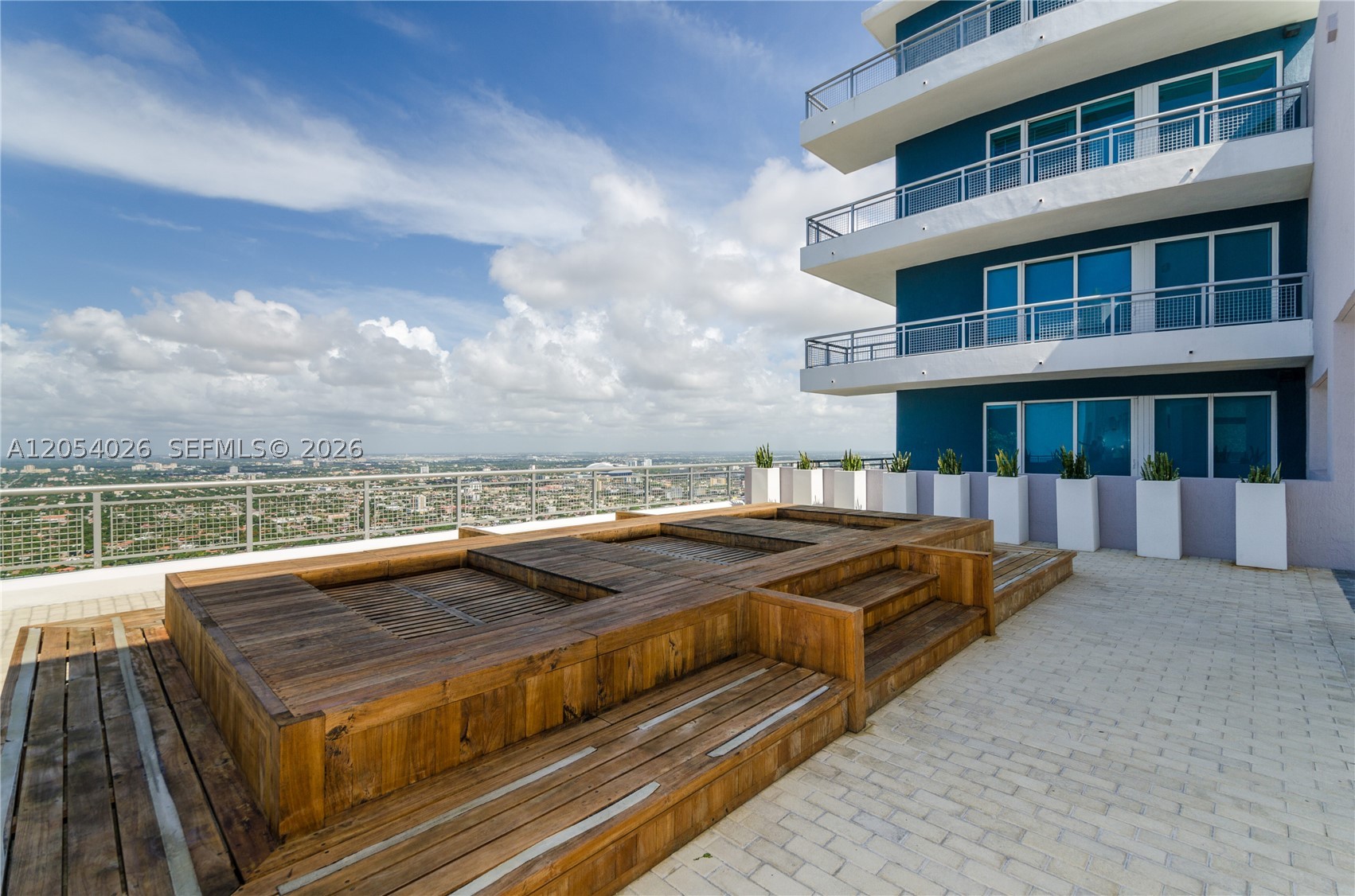 INFINITY AT BRICKELL COND - Residential Lease