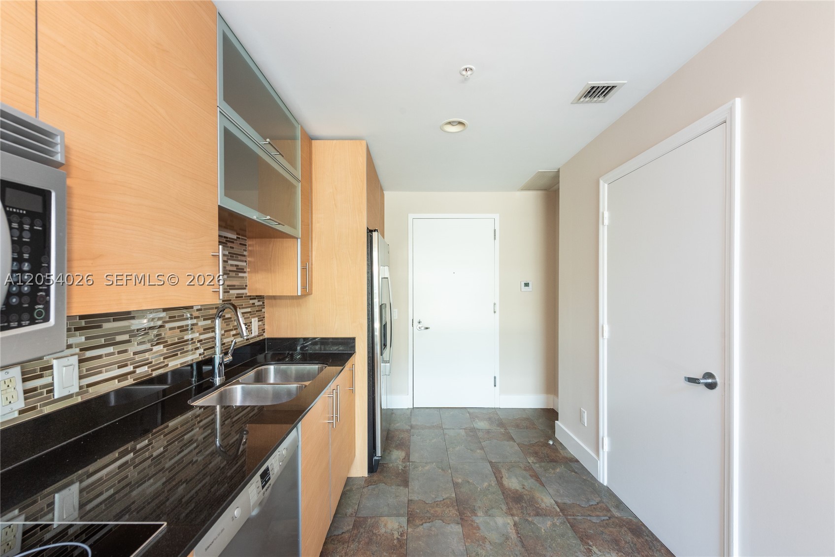 INFINITY AT BRICKELL COND - Residential Lease