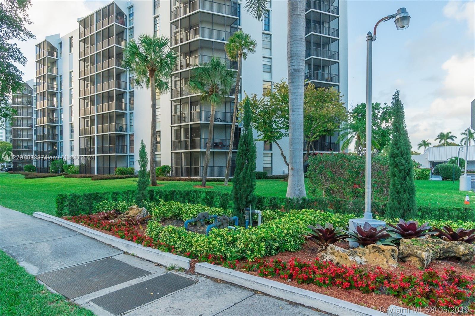 ENSENADA CONDO - Residential