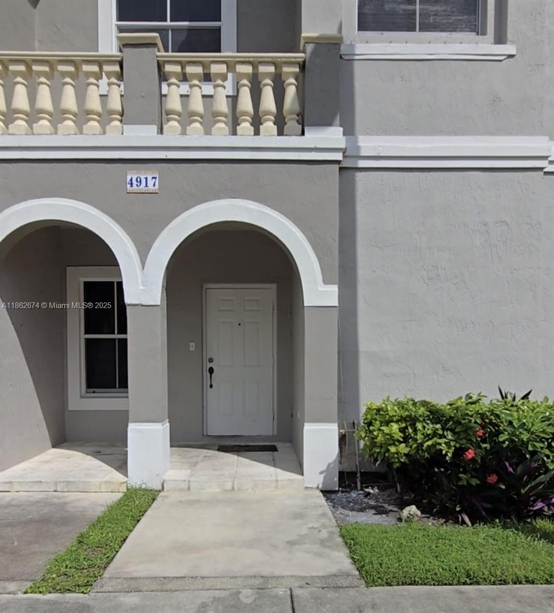 LAS TERRAZAS AT VIZCAYA C - Residential