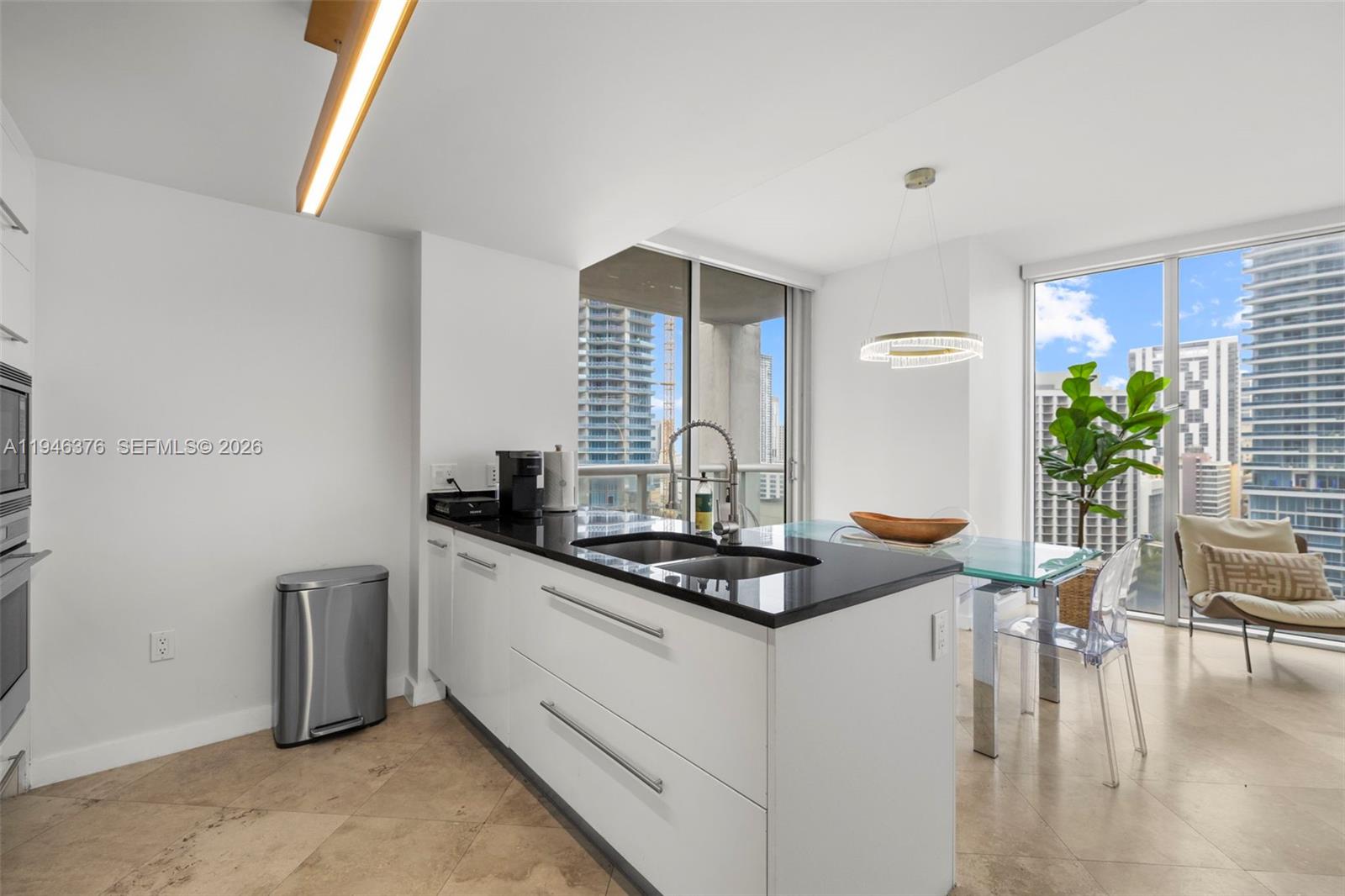 ICON BRICKELL CONDO NO 3 - Residential
