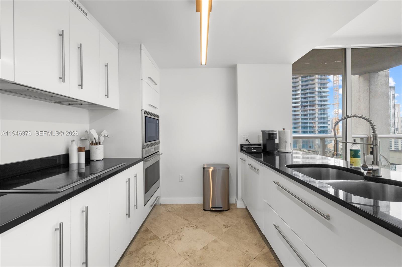 ICON BRICKELL CONDO NO 3 - Residential