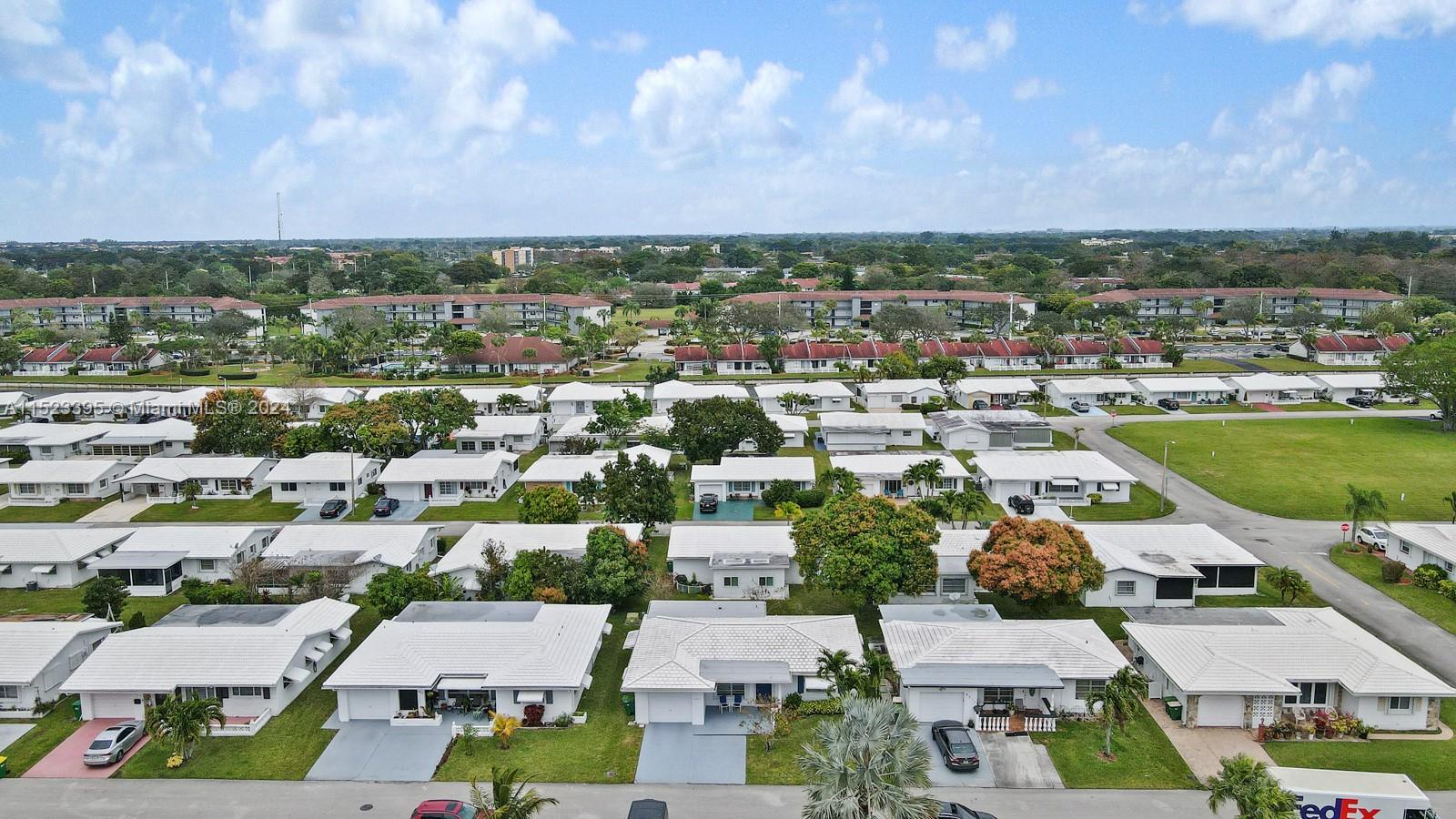 MAINLANDS OF TAMARAC LAKE - Residential