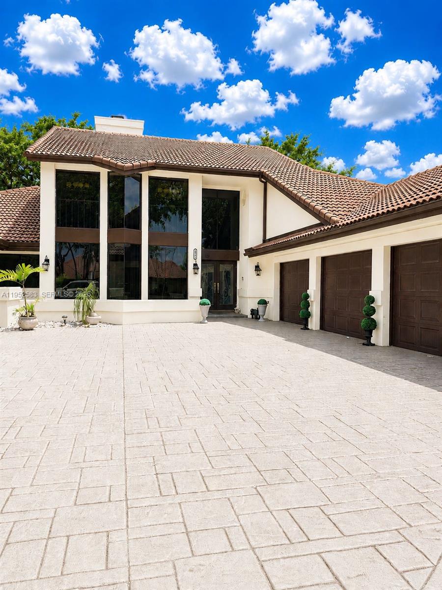 MAPLEWOOD - Residential