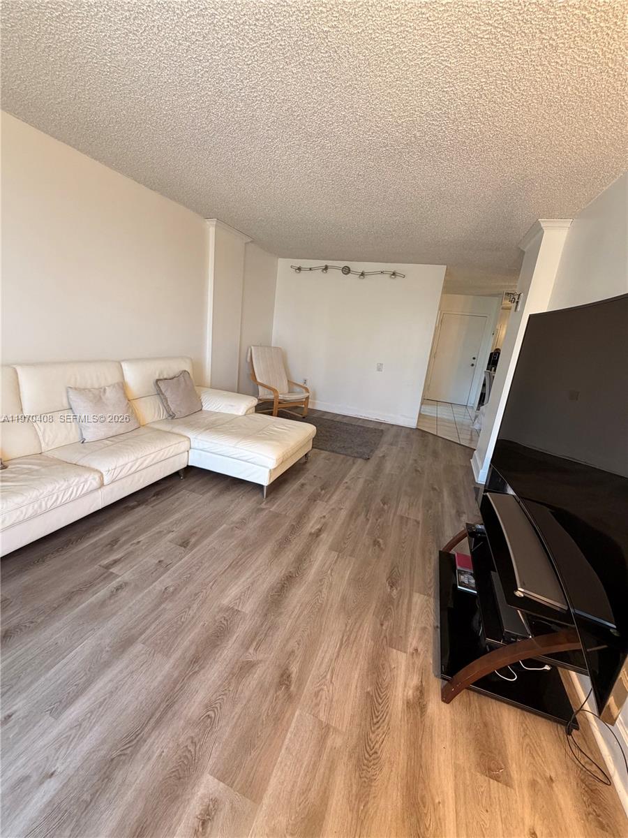 WOODSIDE APTS CONDO - Residential