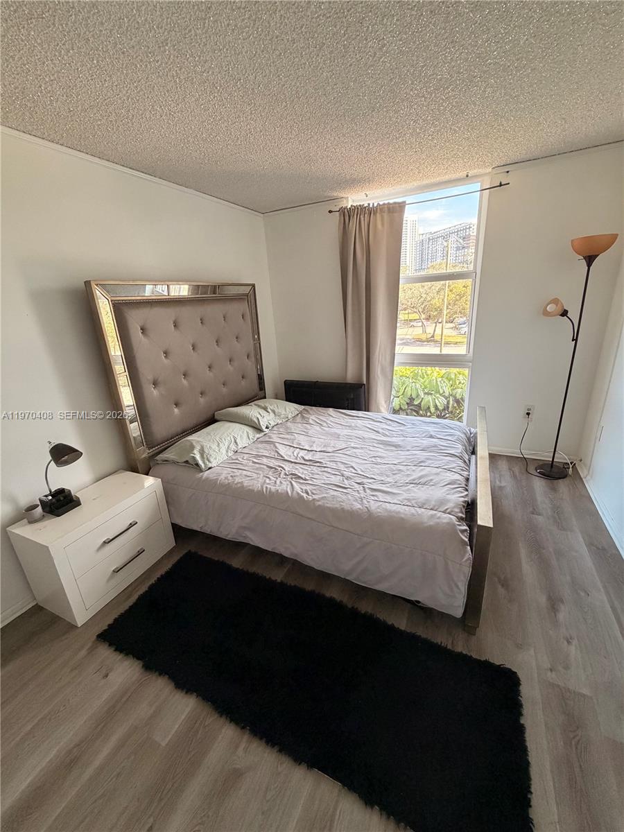 WOODSIDE APTS CONDO - Residential