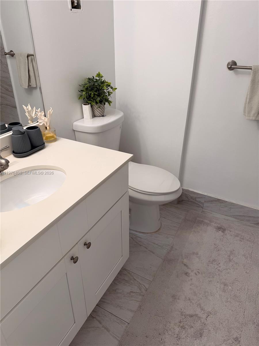 WOODSIDE APTS CONDO - Residential