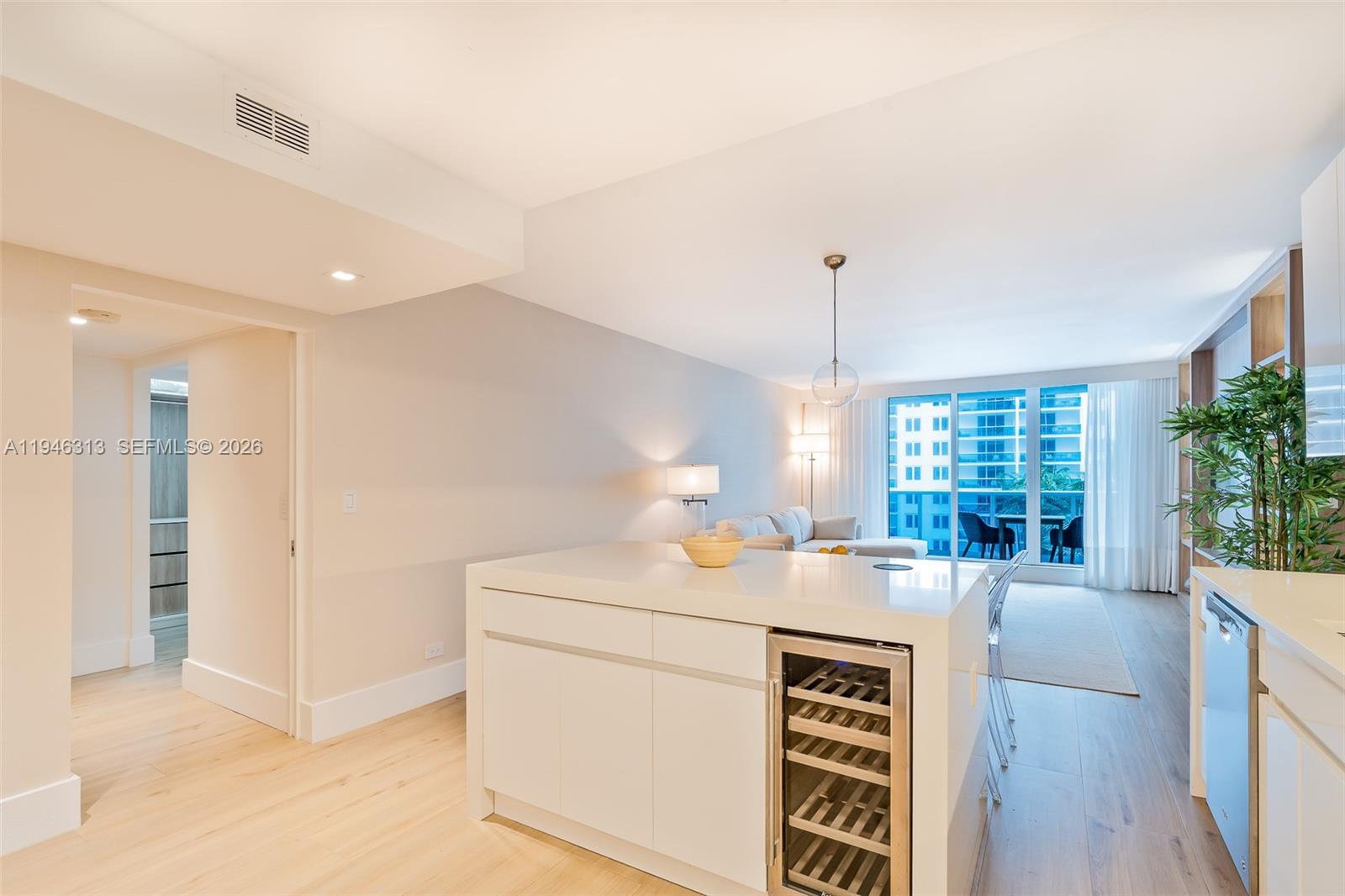 RONEY PALACE CONDO - Residential