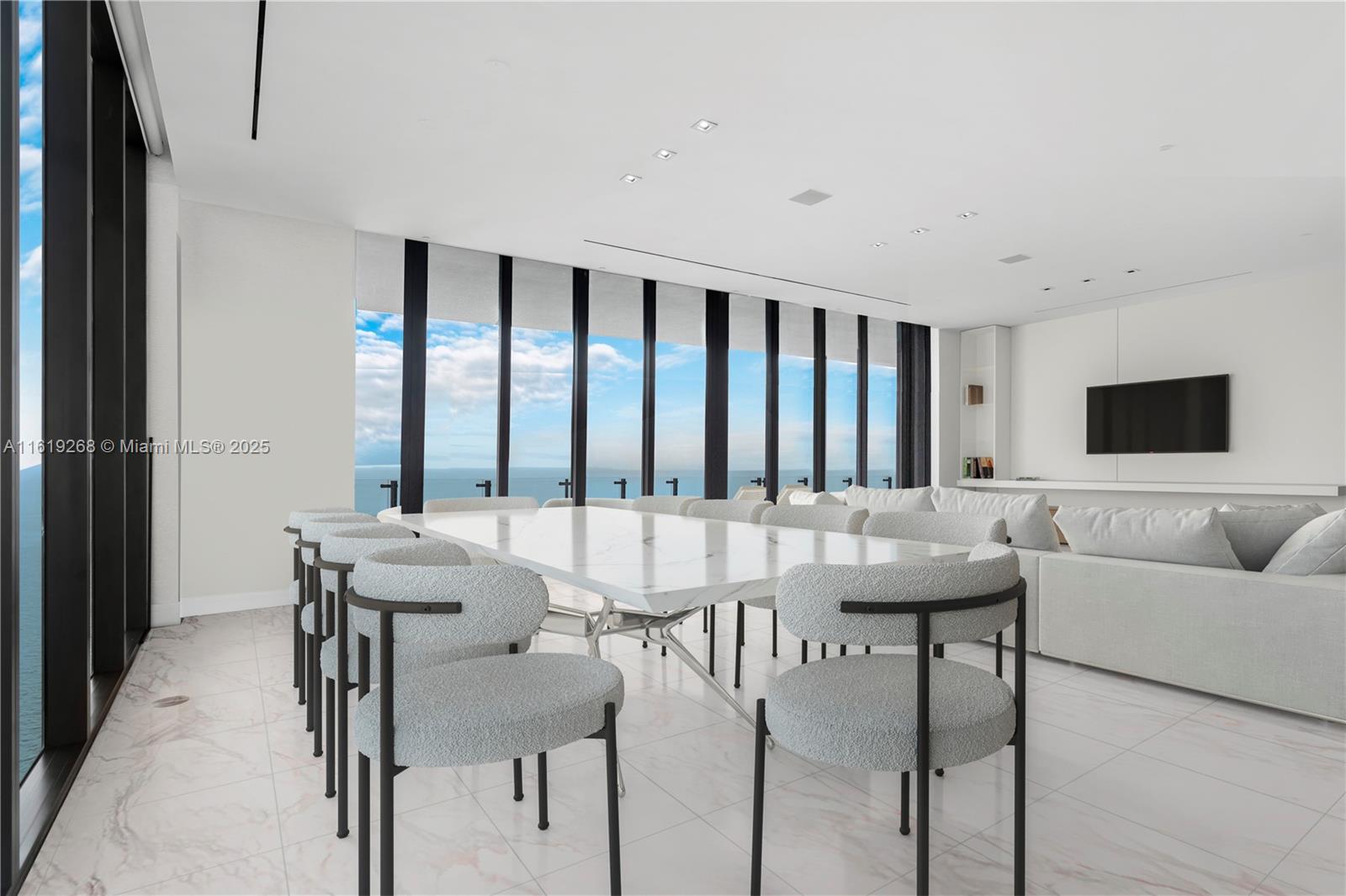 MUSE CONDO - Residential