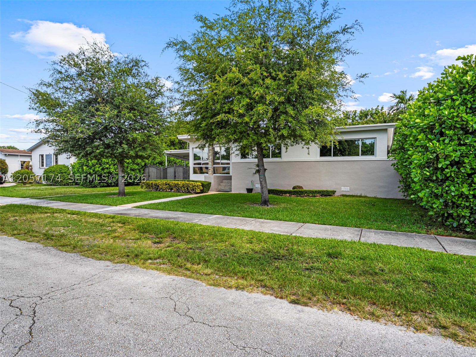 CORAL WAY VILLAGE SEC A P - Residential
