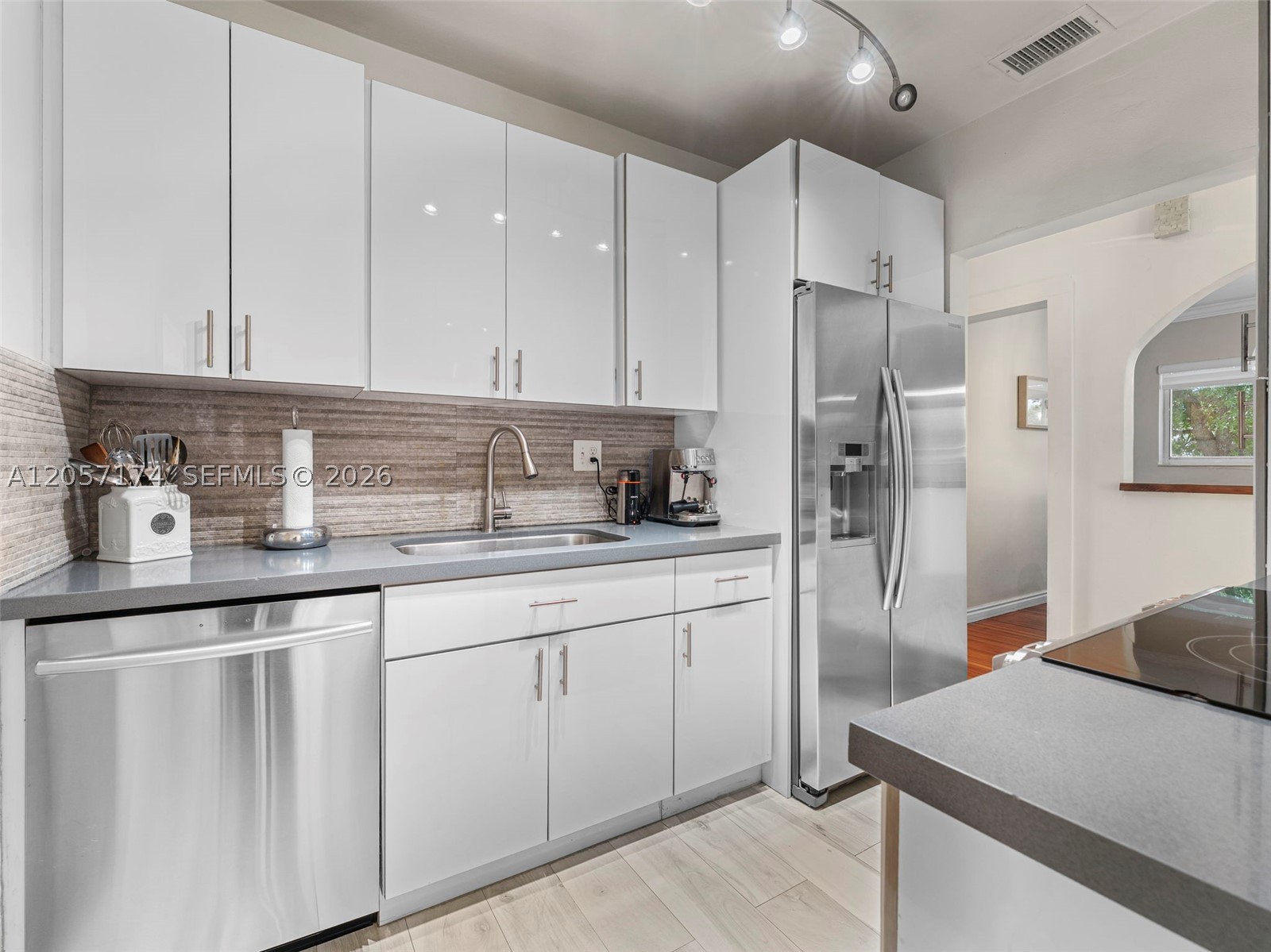 CORAL WAY VILLAGE SEC A P - Residential