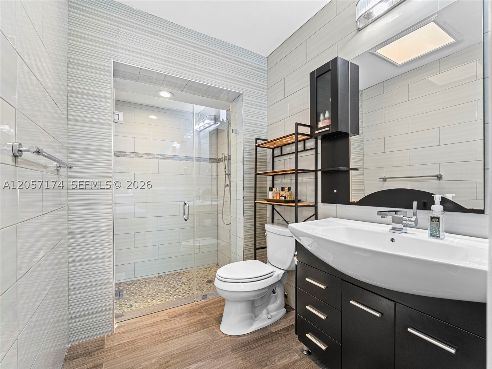 CORAL WAY VILLAGE SEC A P - Residential