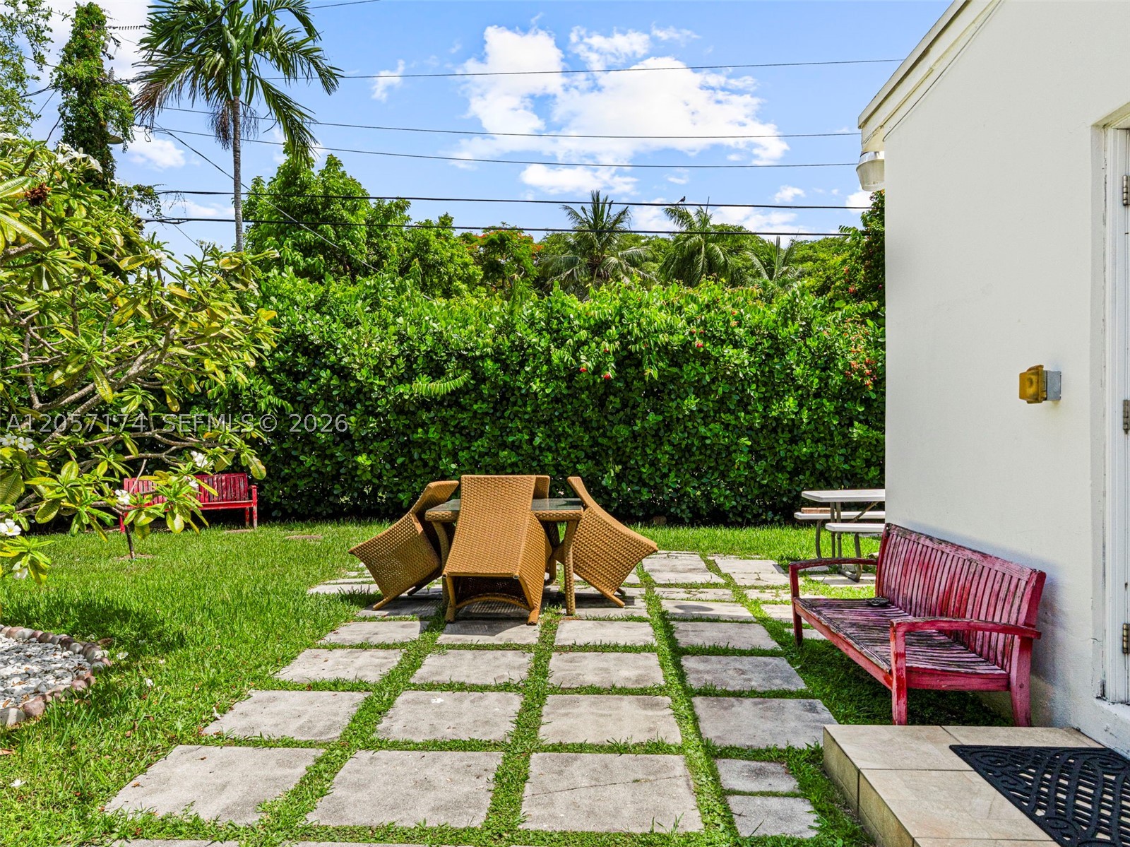 CORAL WAY VILLAGE SEC A P - Residential