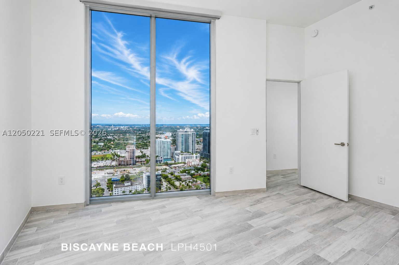 BISCAYNE BEACH CONDO - Residential