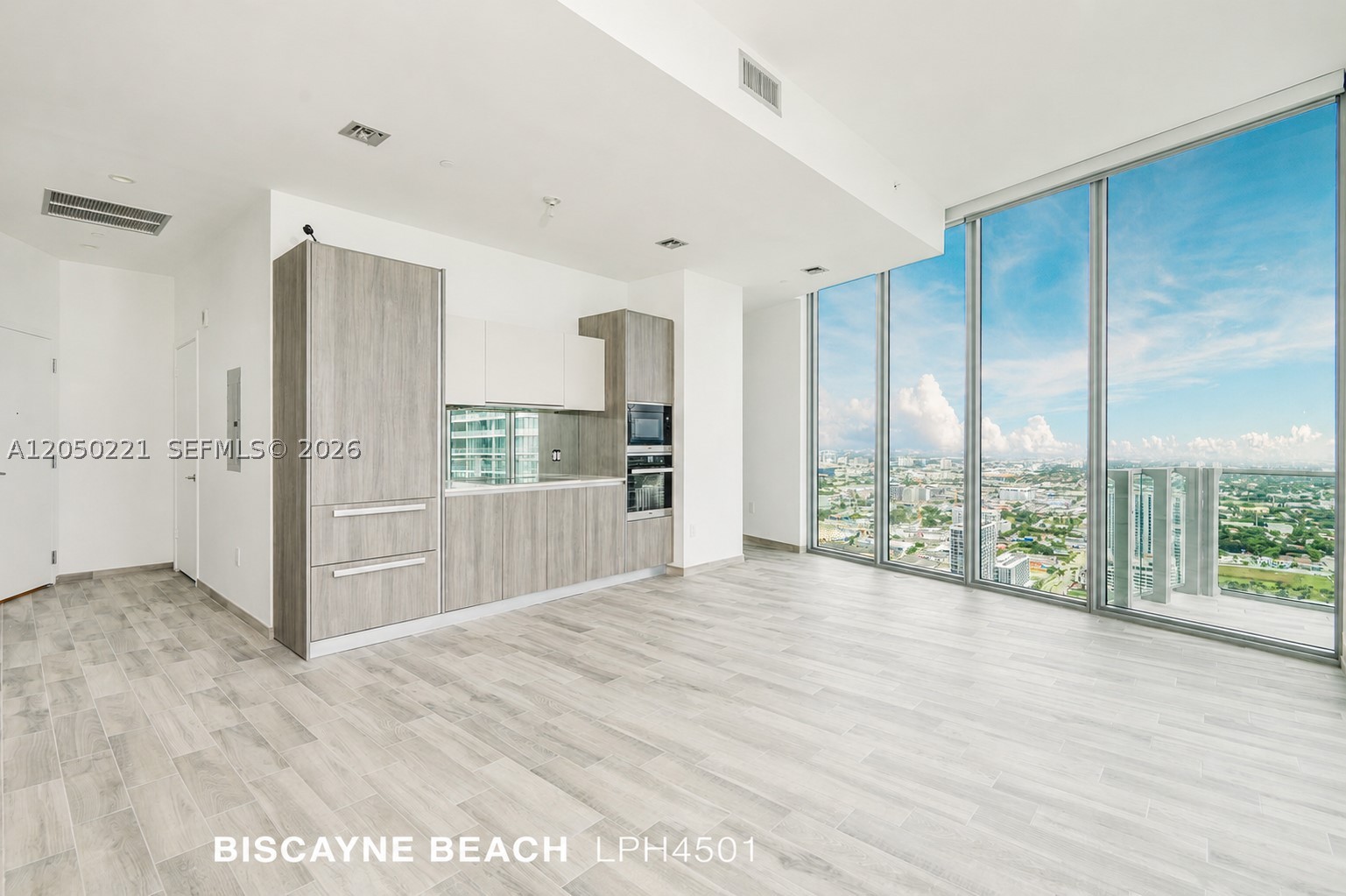 BISCAYNE BEACH CONDO - Residential