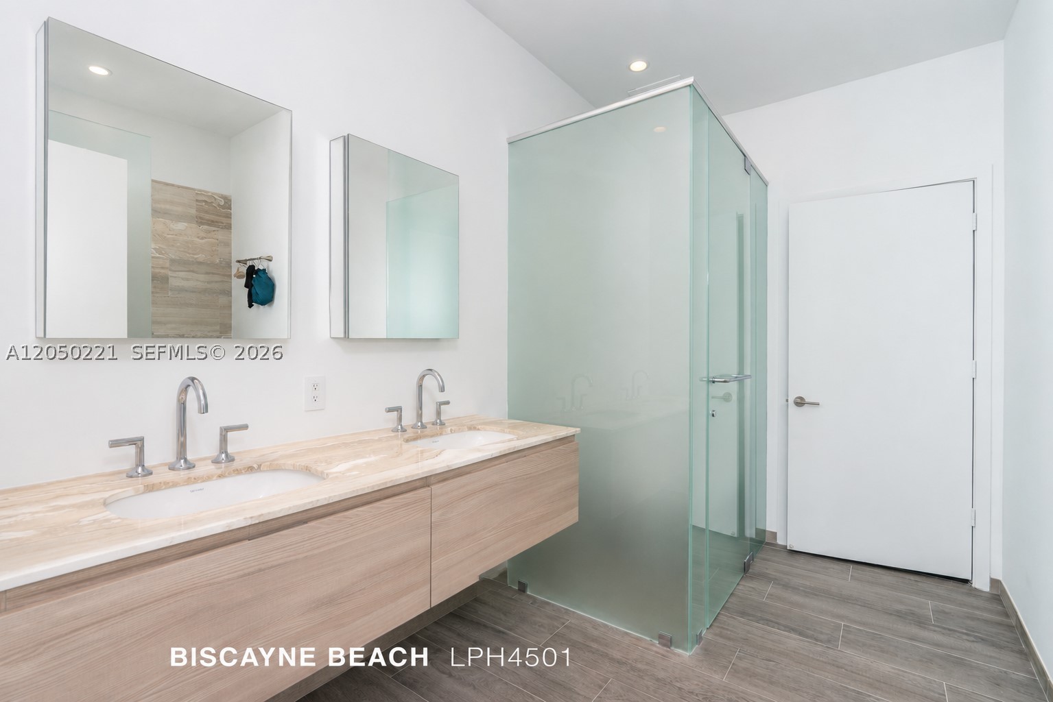 BISCAYNE BEACH CONDO - Residential