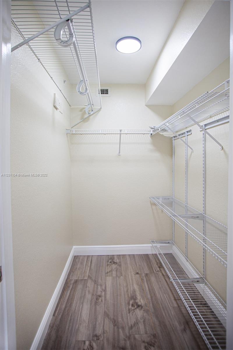 GREEN CAY VILLAGE CONDO - Residential Lease