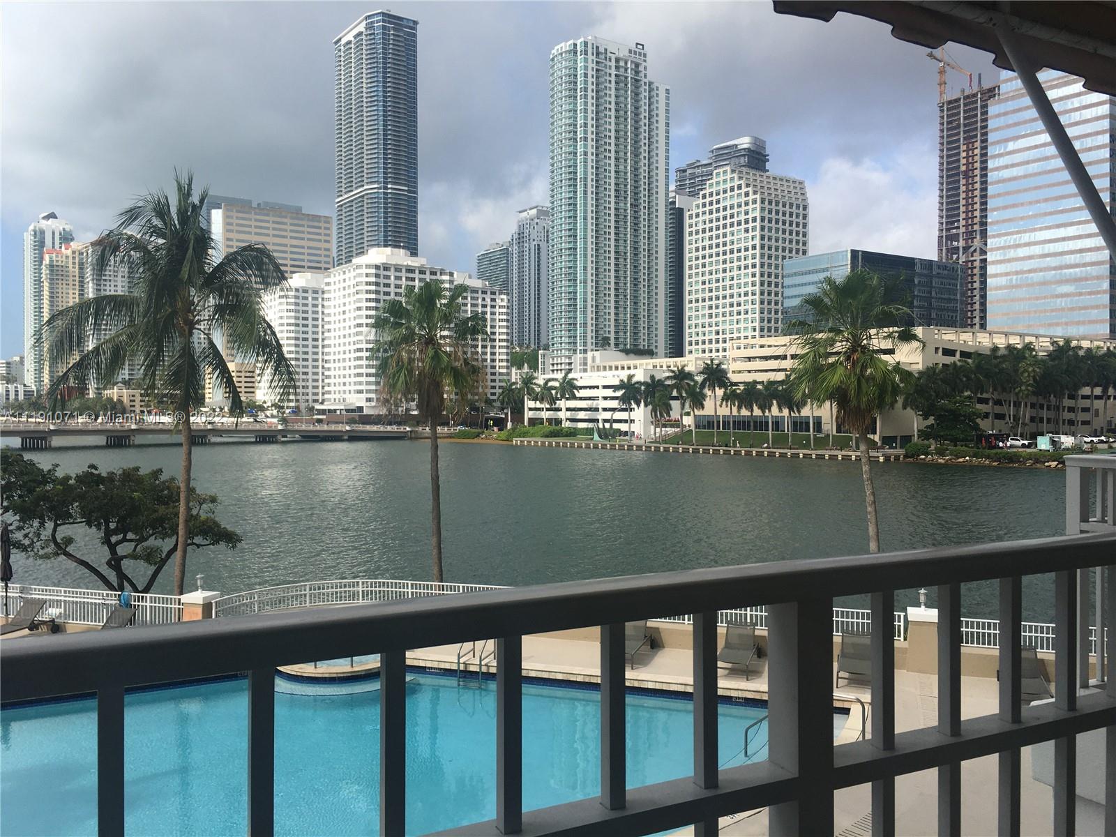 BRICKELL KEY - Residential