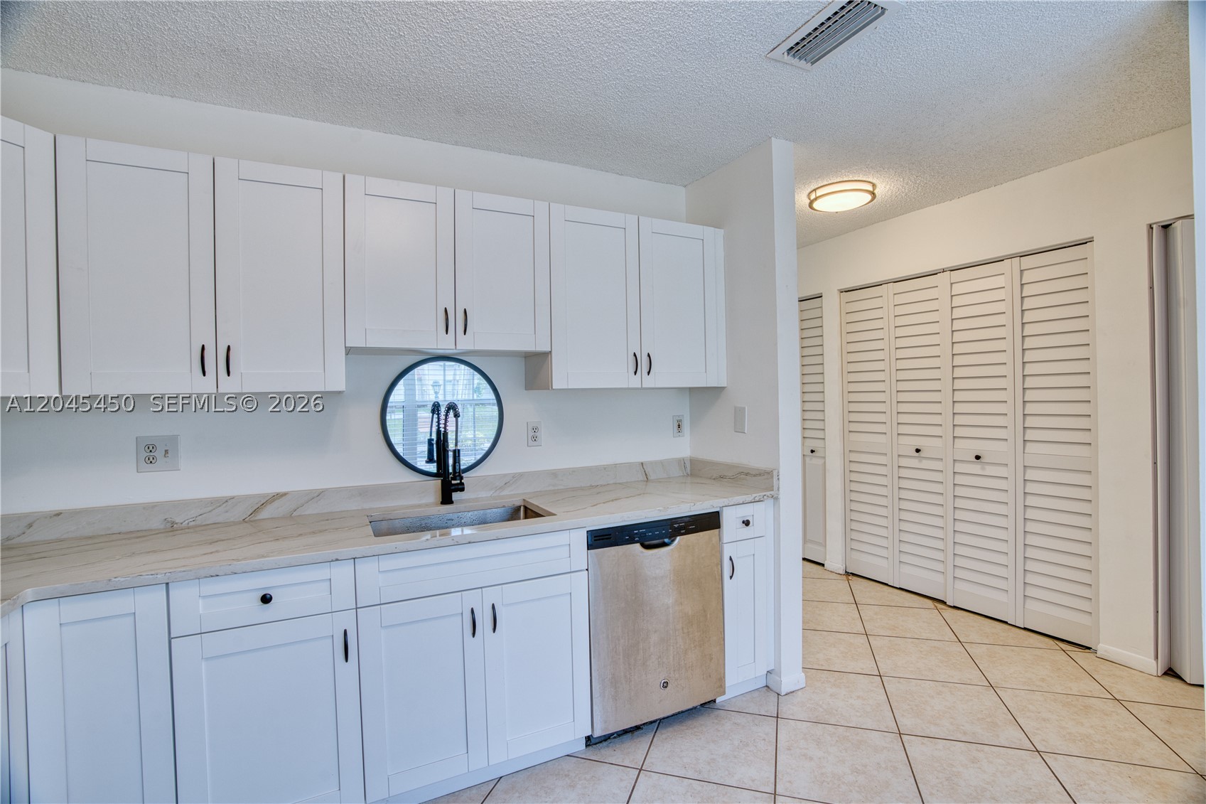 IMAGES AT PEMBROKE POINTE - Residential