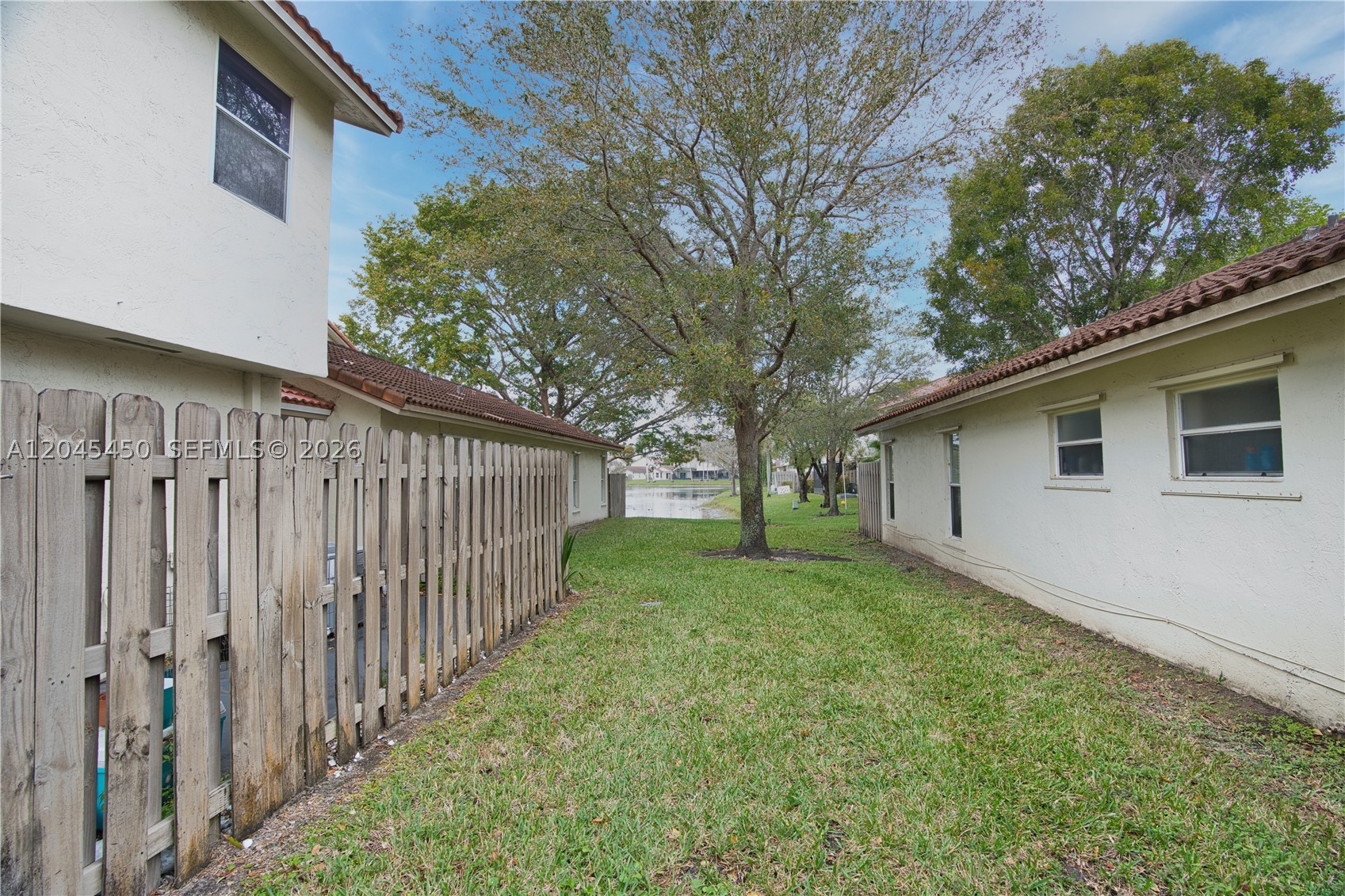 IMAGES AT PEMBROKE POINTE - Residential