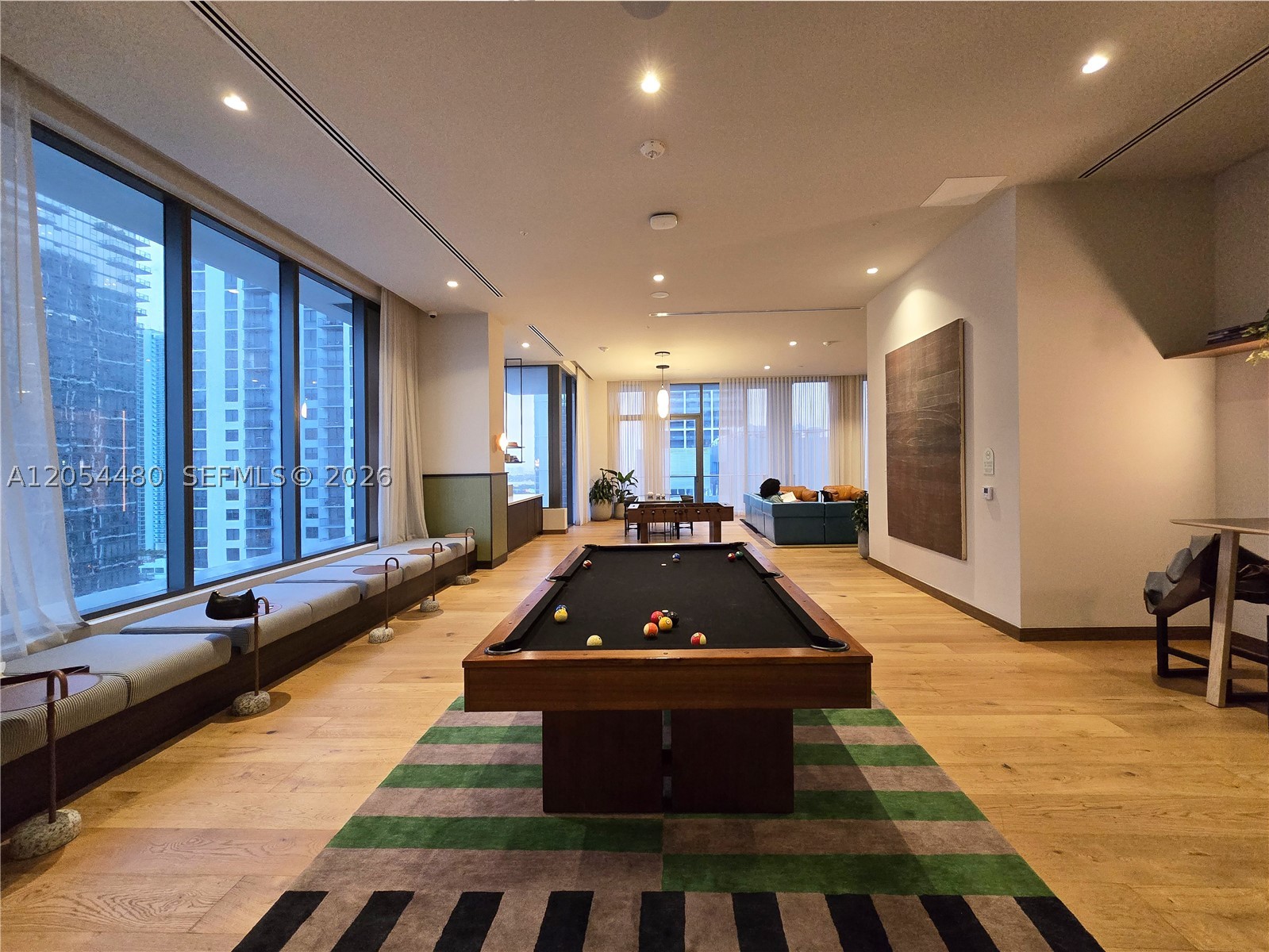 THE CROSBY MIAMI WORLDCENT - Residential