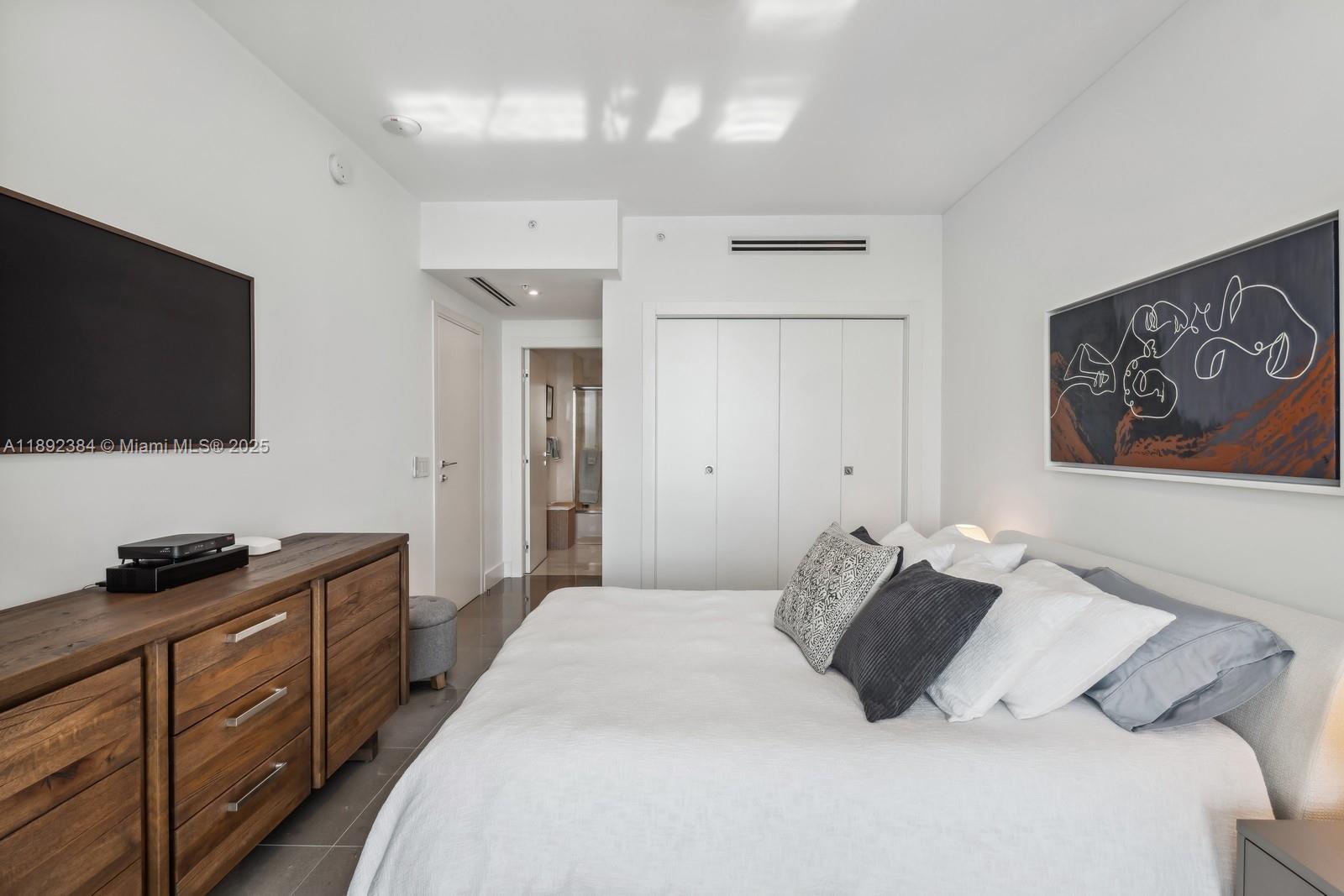 MARINA PALMS RESIDENCES S - Residential Lease