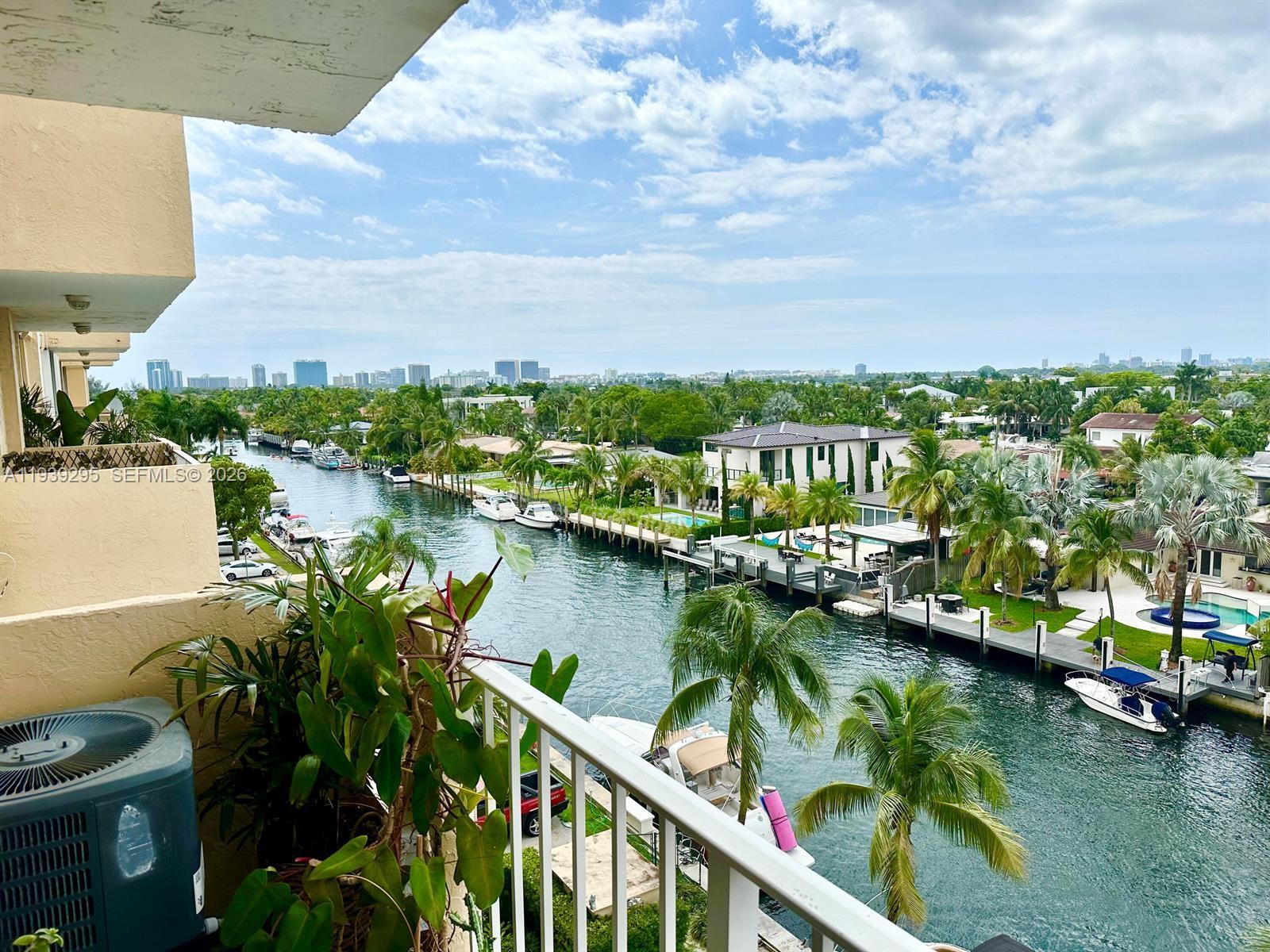 VECINO DEL MAR CONDO - Residential Lease