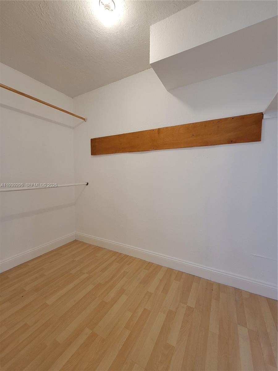 VECINO DEL MAR CONDO - Residential Lease